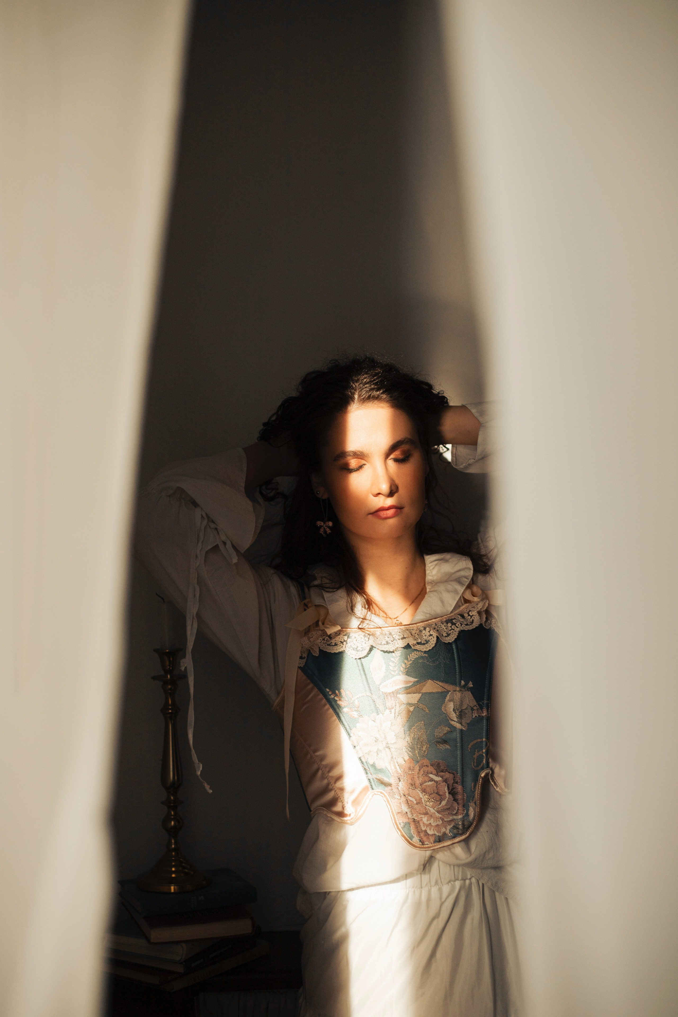 ЖЕНСКИЕ ПОРТРЕТЫ