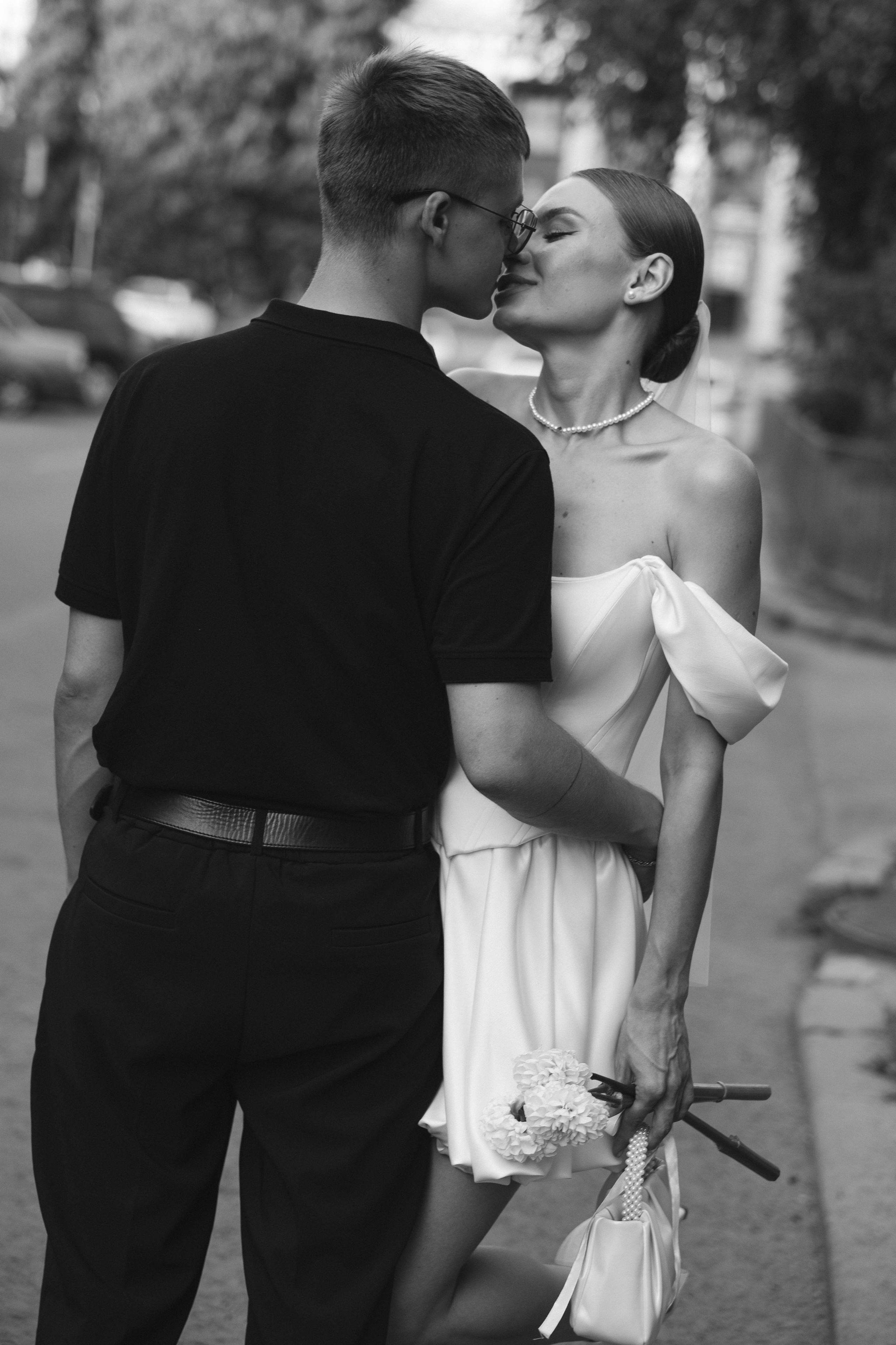 Татьяна, Вячеслав (Прогулка после ЗАГСа). Фотограф в Волгограде Кристина Прохоренко