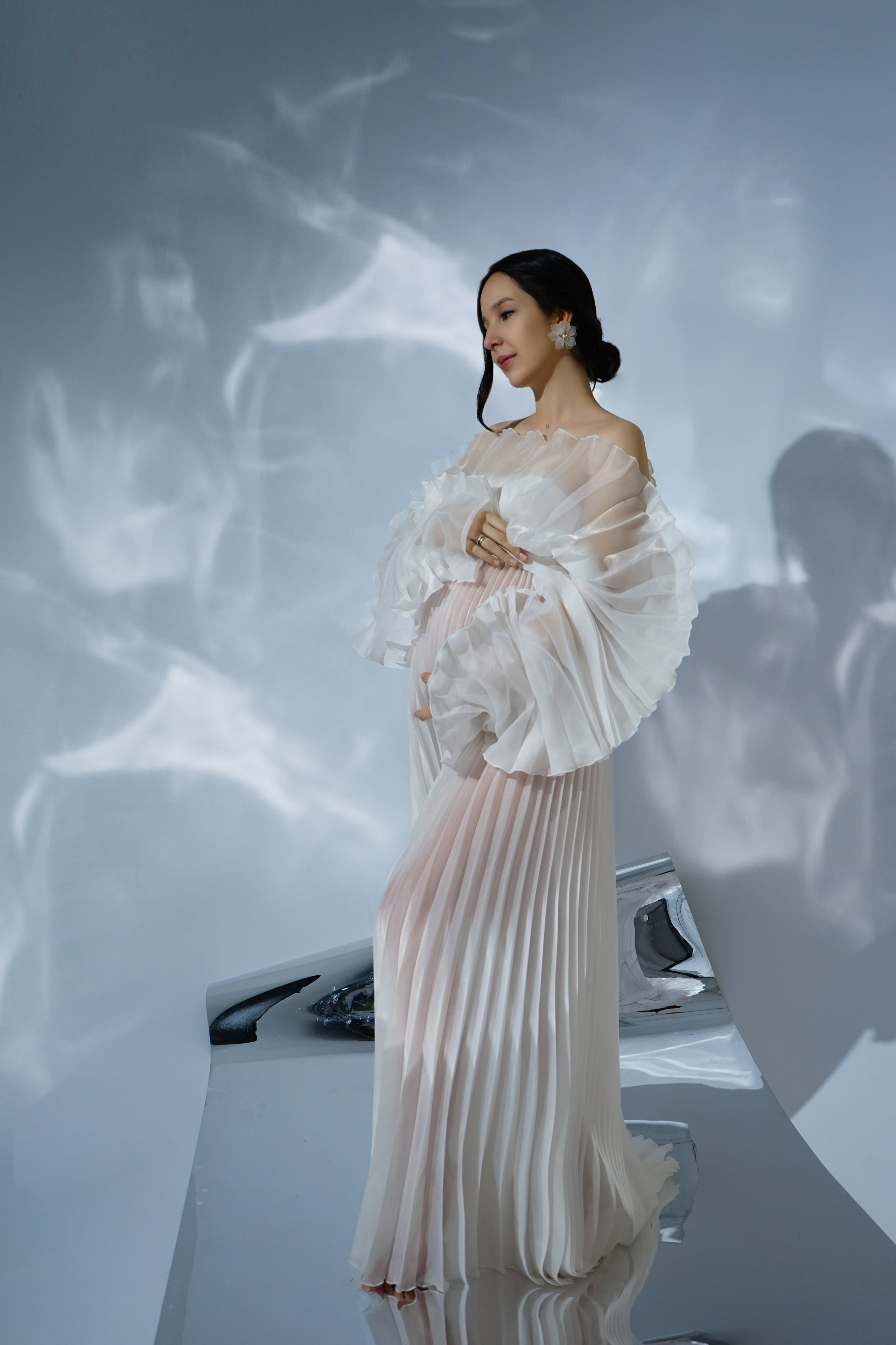 Съёмка беременности в моей фотостудии «НЕБО». Женский фотограф в Химках Алёна Ленёва