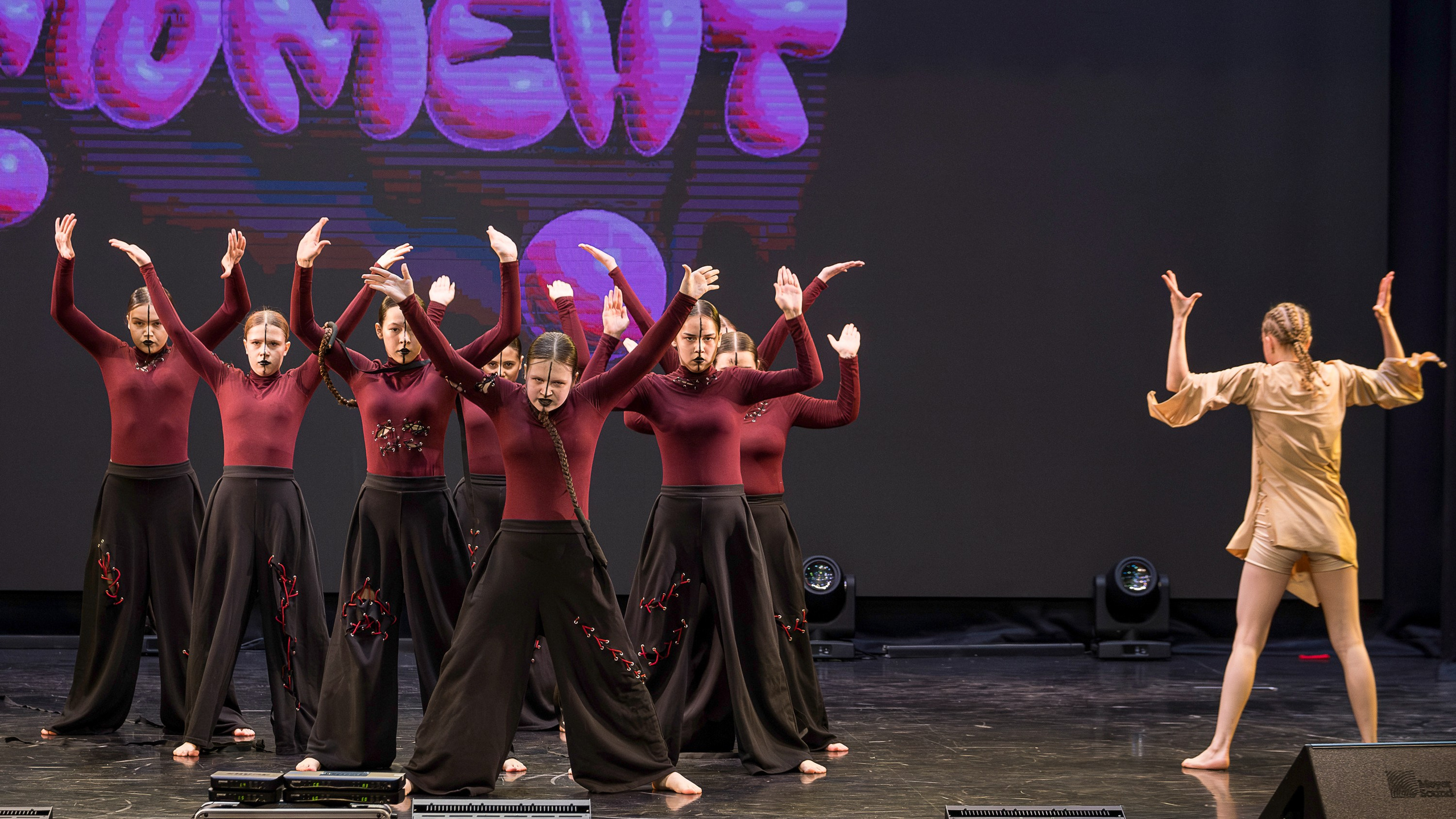 Живи танцуя 17 мая. Репортажный фотограф в Казани Павел Серпокрылов