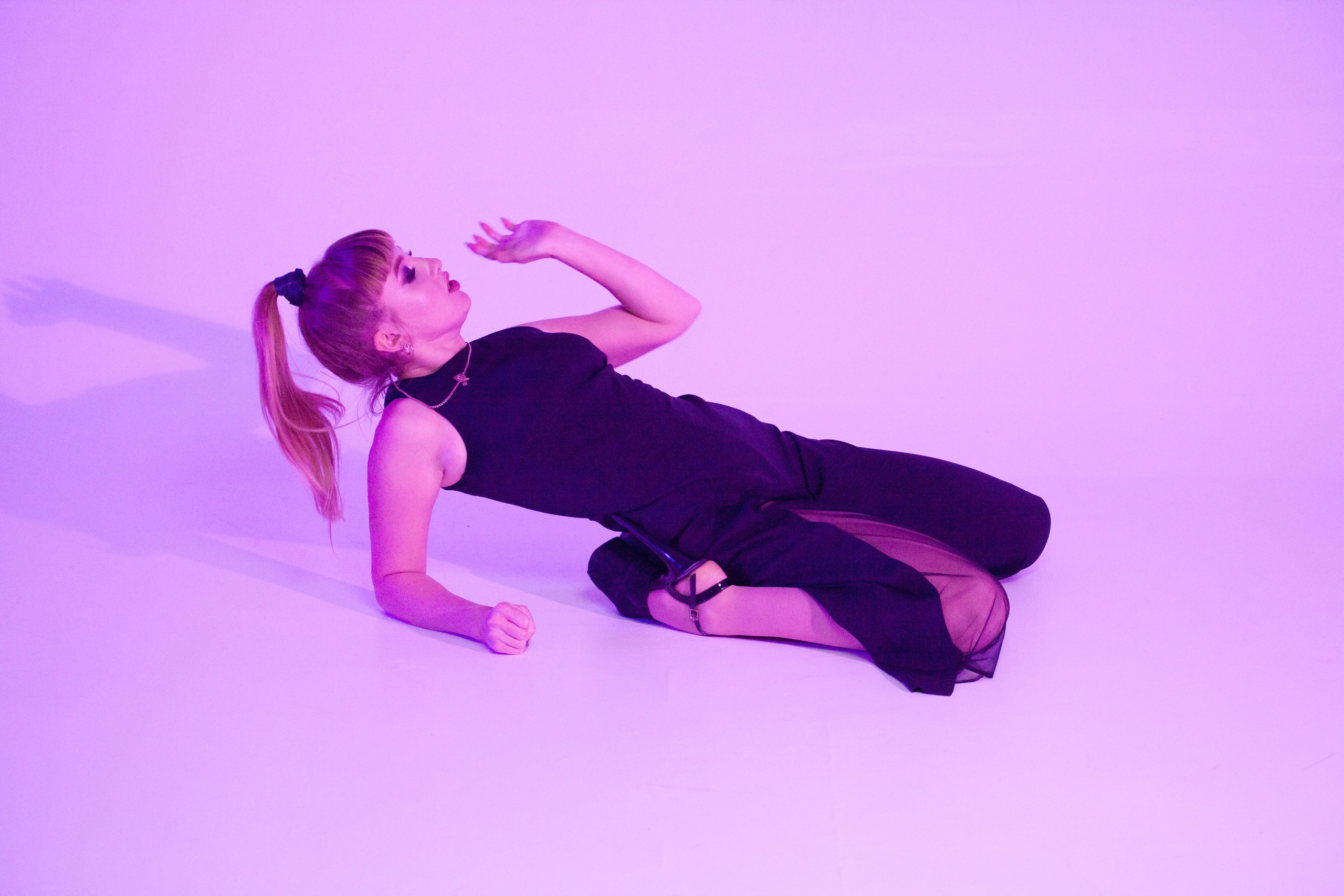 Студийная съемка группы девушек в Воронеже. Свадебный и семейный фотограф в Воронеже Андрей Валин