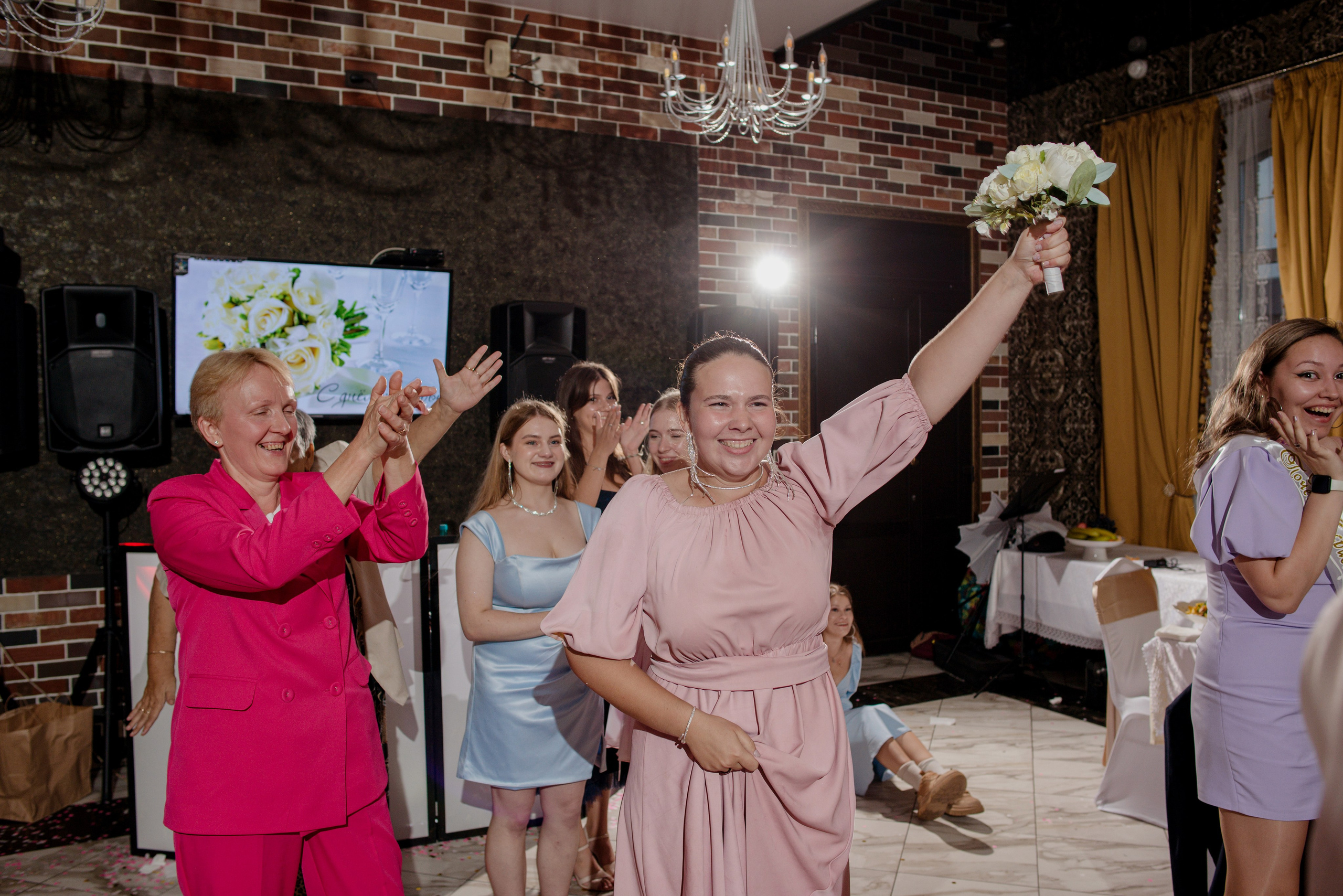 Николай и Виктория (г. Кашира). Королева Елена Свадебный и семейный фотограф в Туле