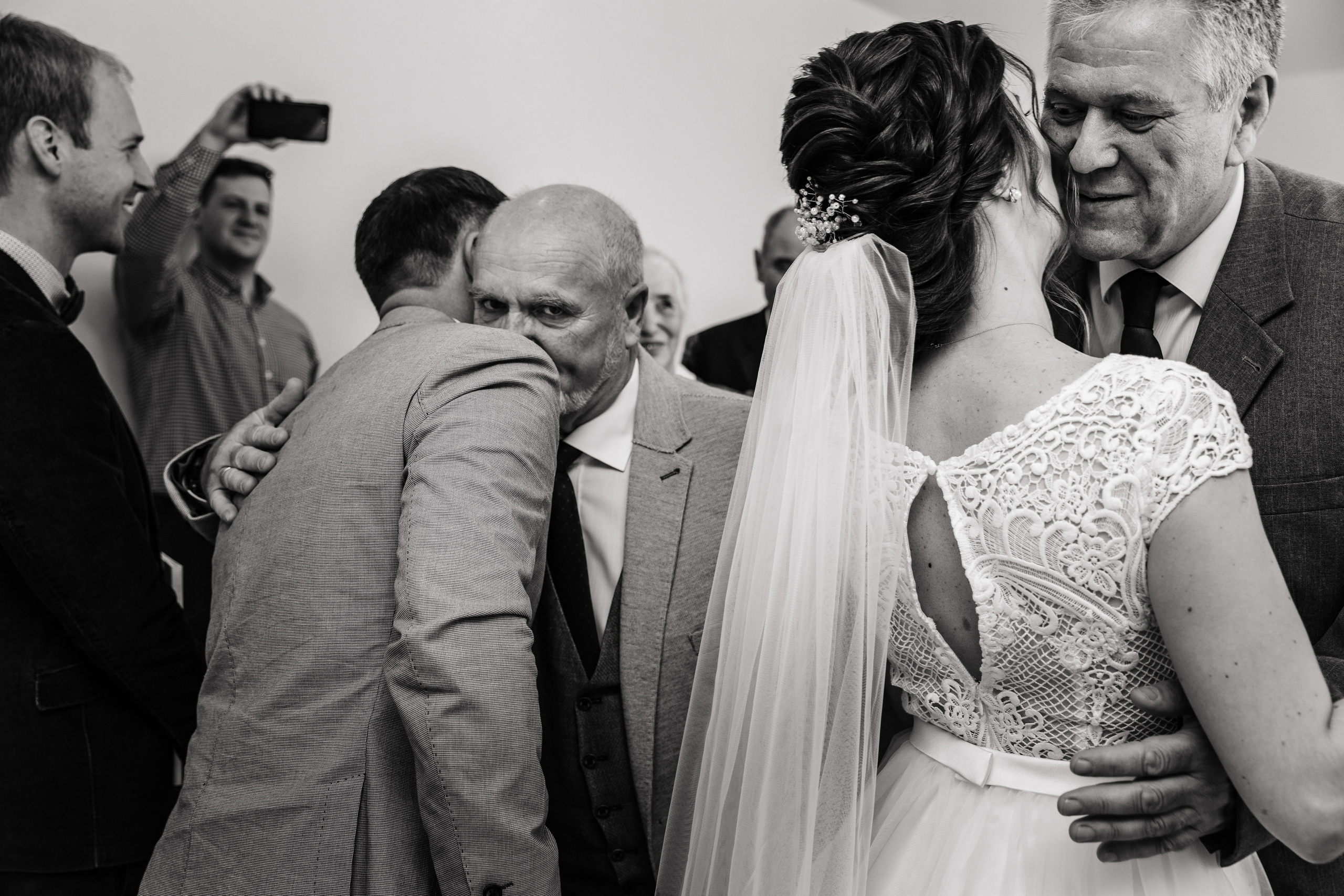 Я птицу счастья свою отпускаю на юг. Свадебный фотограф в Москве Кристина Засухина