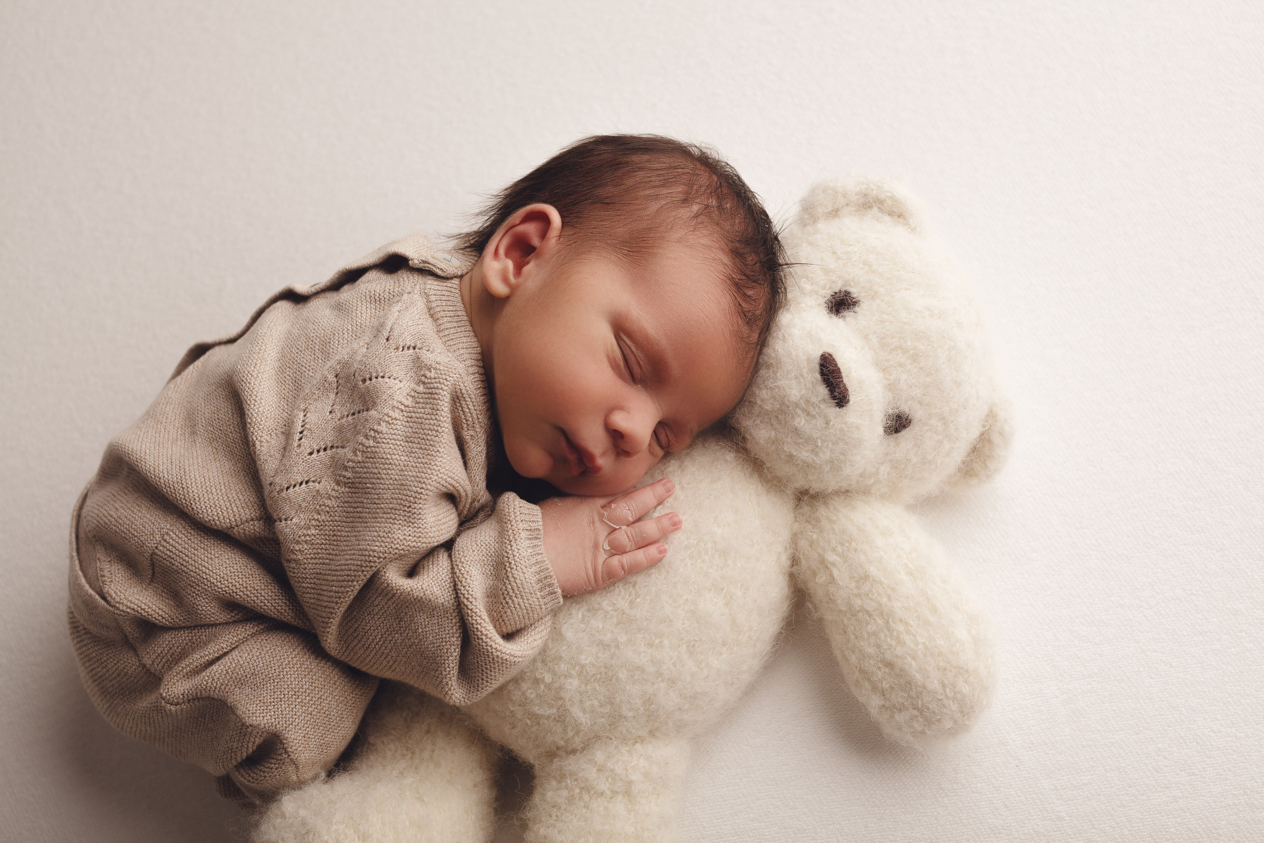 Новорожденные. Фотограф новорожденных в Уфе Инзиля Сулейманова