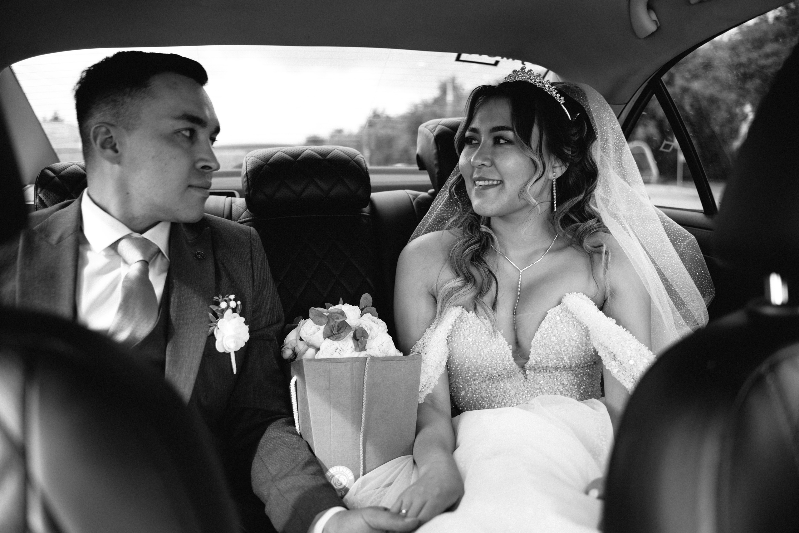 Ильнур и Динара. Свадебный день. Отбор. Кафе Ля делис. Семейный и свадебный фотограф Молодзяновская Елена