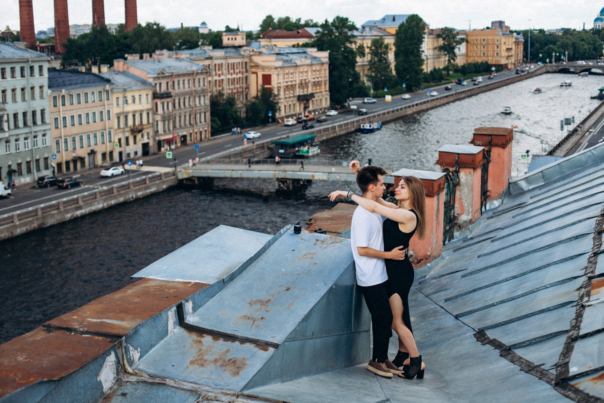 Максим и Анна в июле. Фотопрогулка в Петербурге. Индивидуальный и семейный фотограф в Санкт-Петербурге