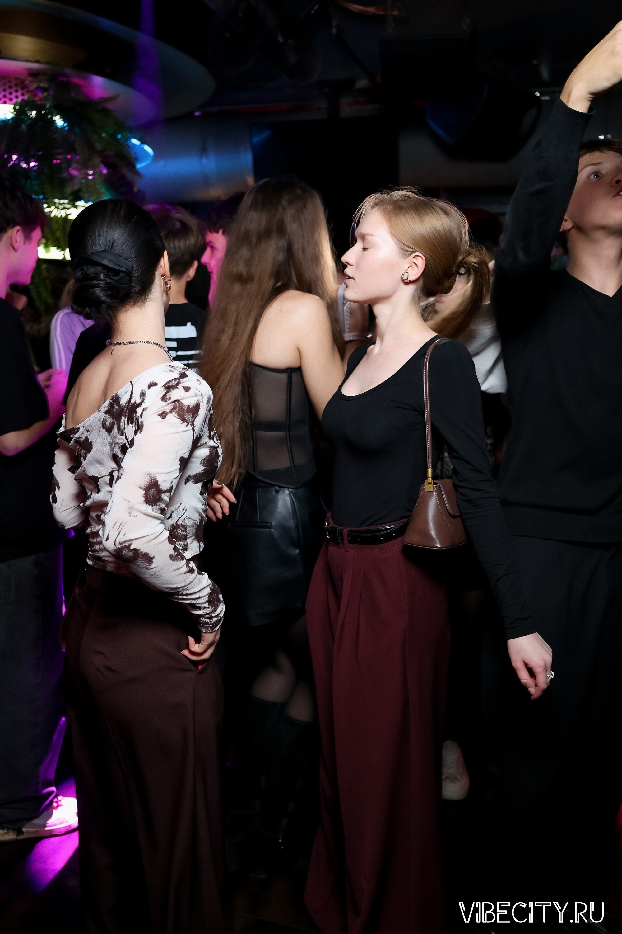 DOUBLE U. VIBECITY.RU Вайб Сити Ру Фоторепортажи Фотоотчеты Калининград