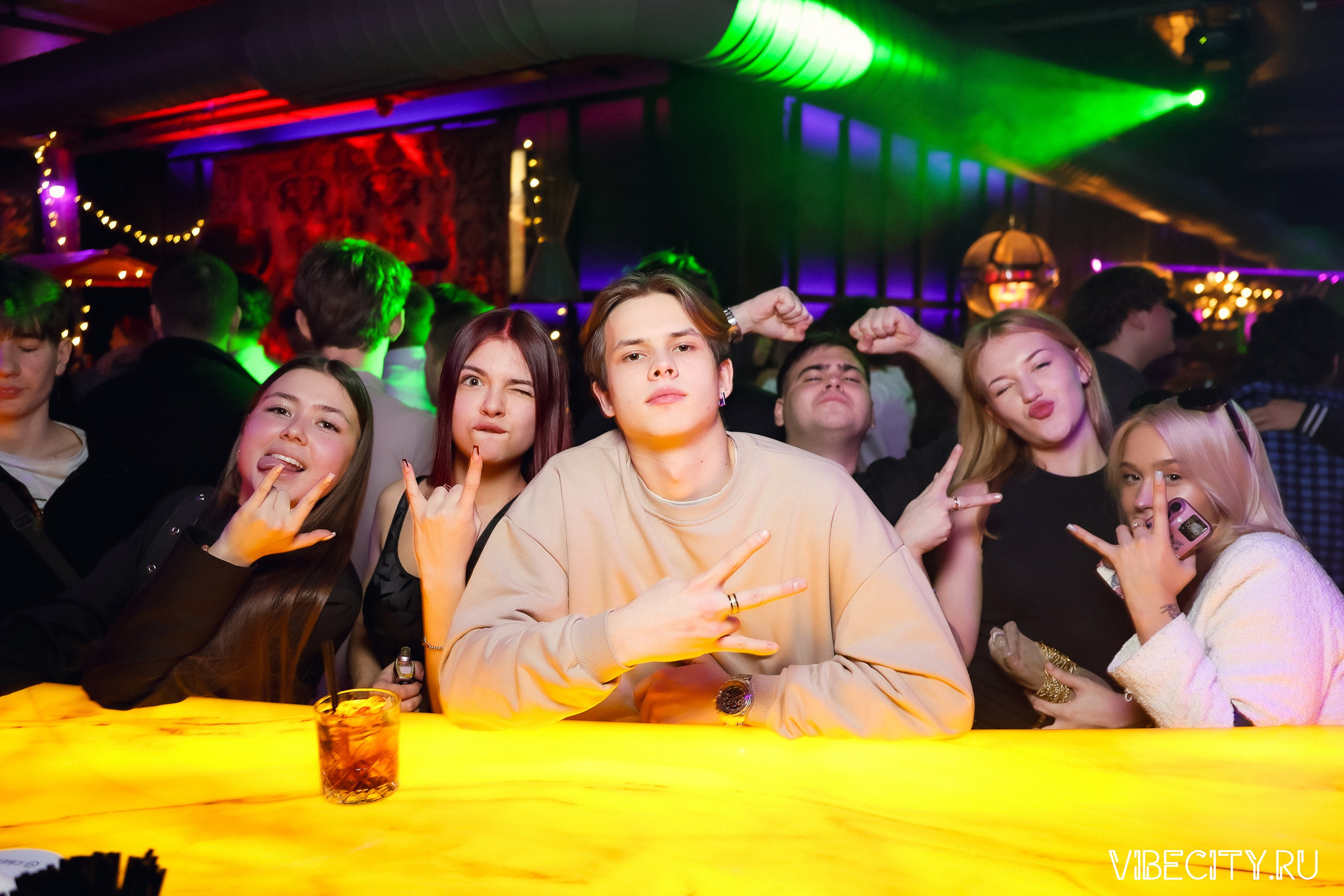 DOUBLE U. VIBECITY.RU Вайб Сити Ру Фоторепортажи Фотоотчеты Калининград