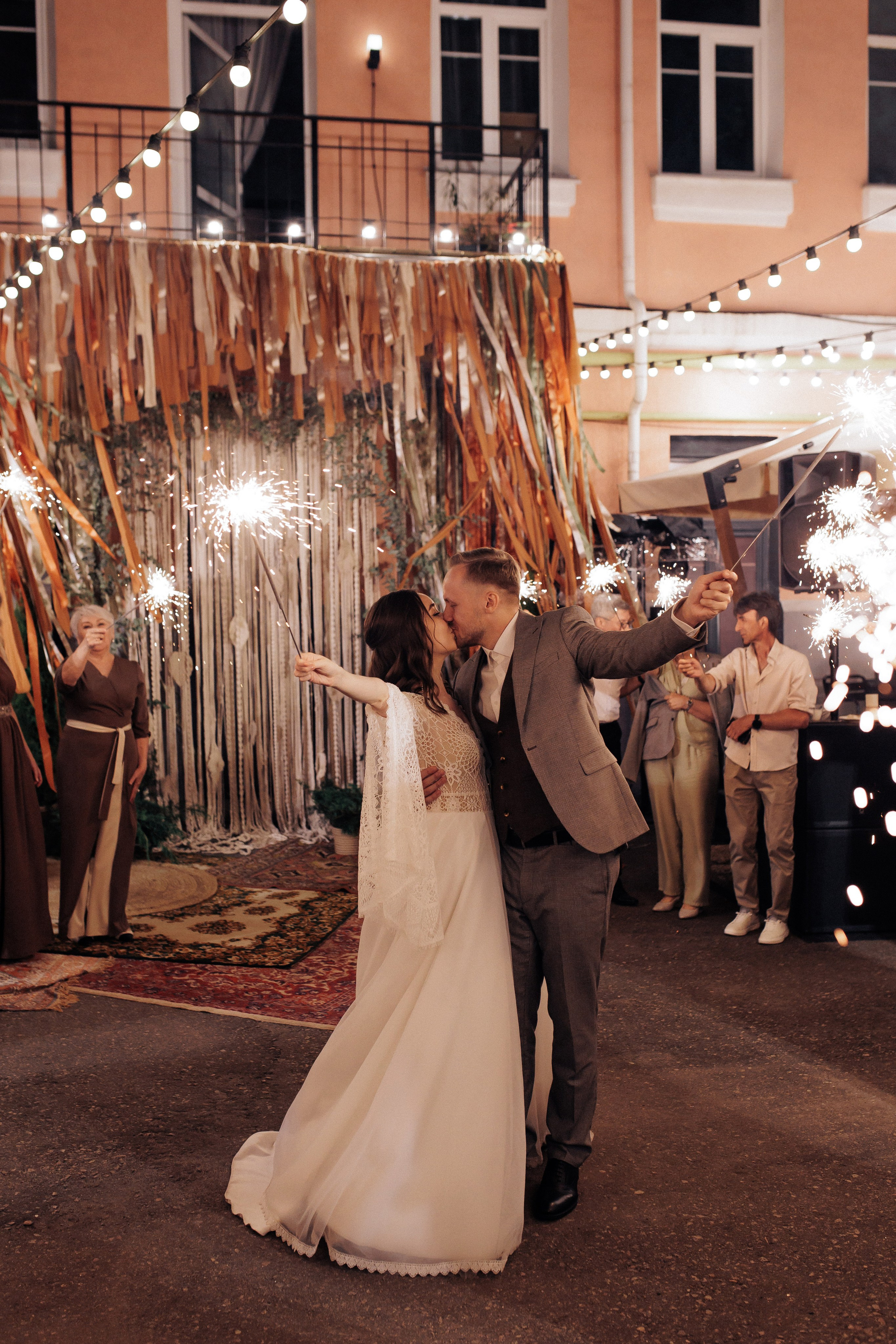 Свадебная Фотосессия с агенством и ведущим. Свадебный фотограф Воронеж