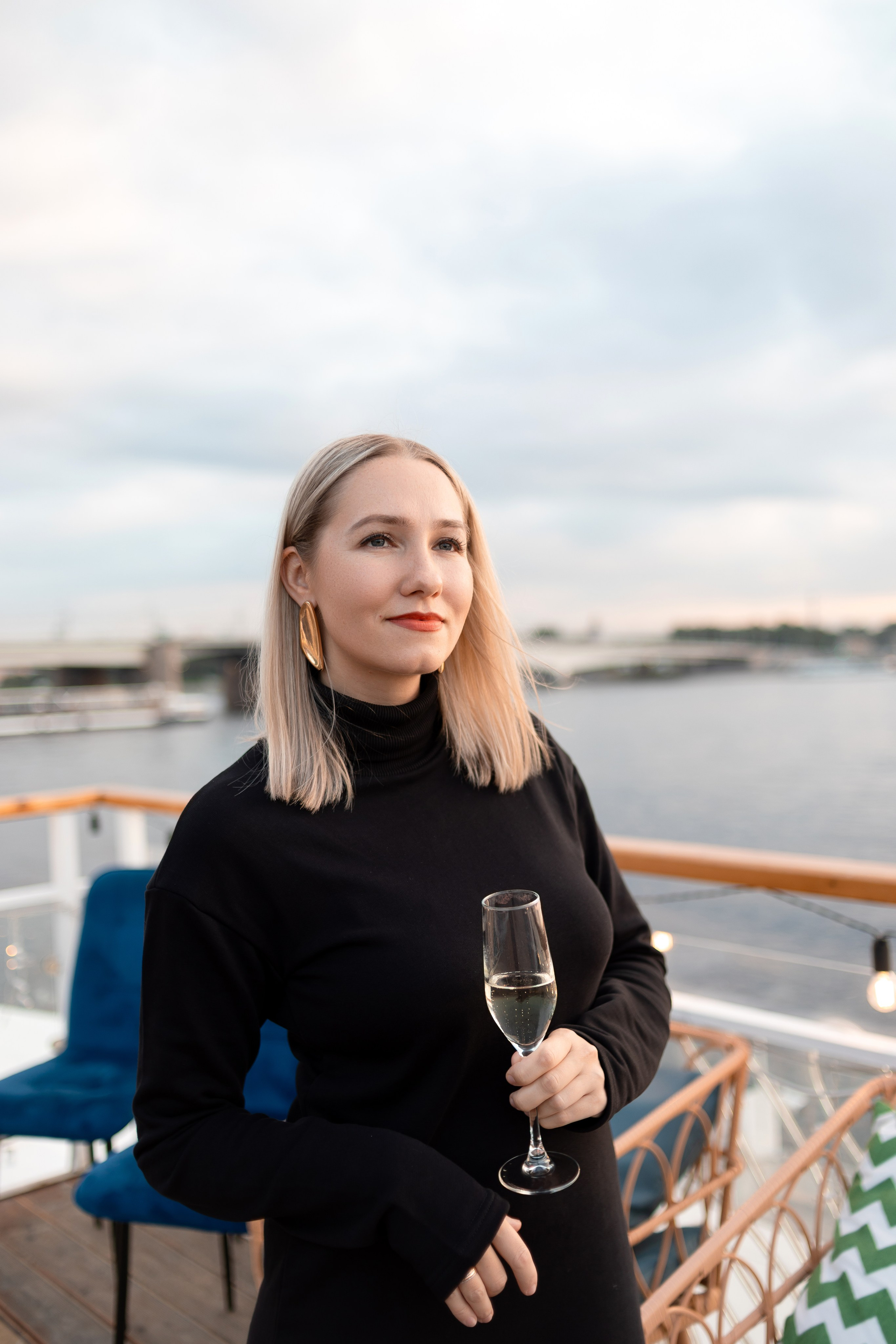 На воде. Главная