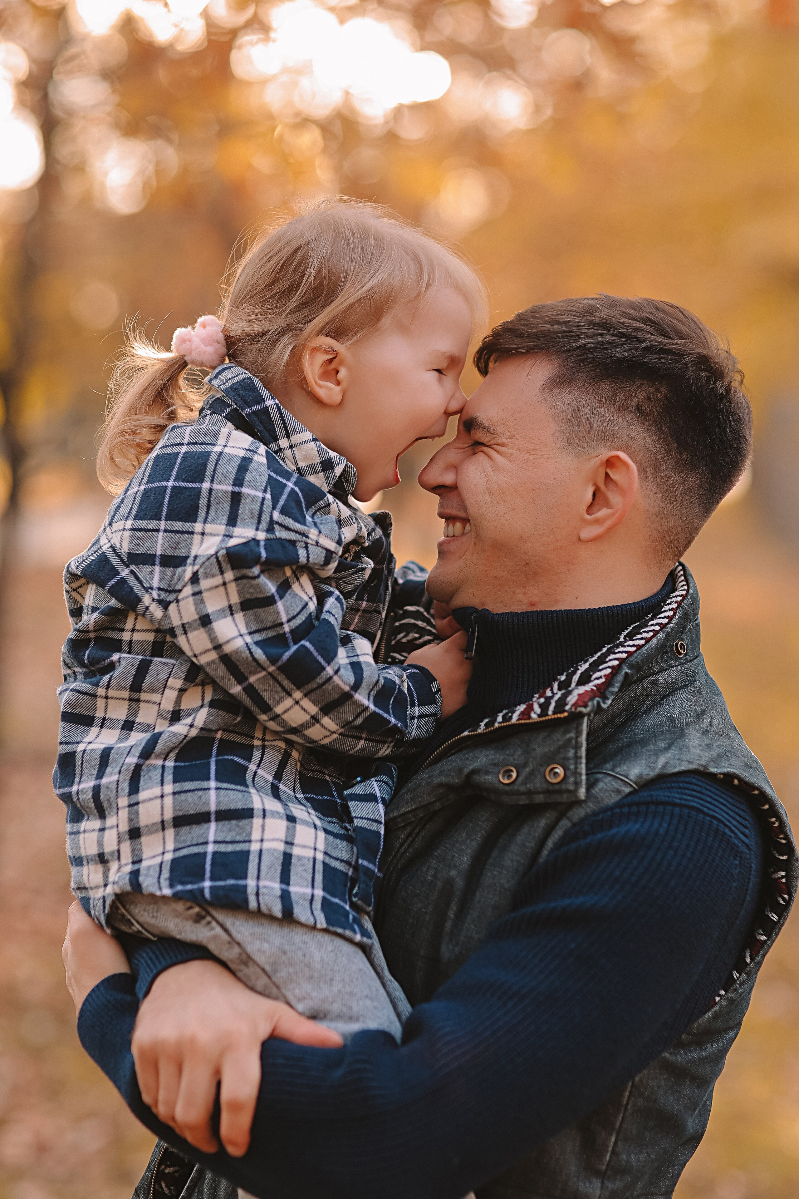 Осень. Семейный фотограф Тюмень, фотограф на роды Салмина Мария