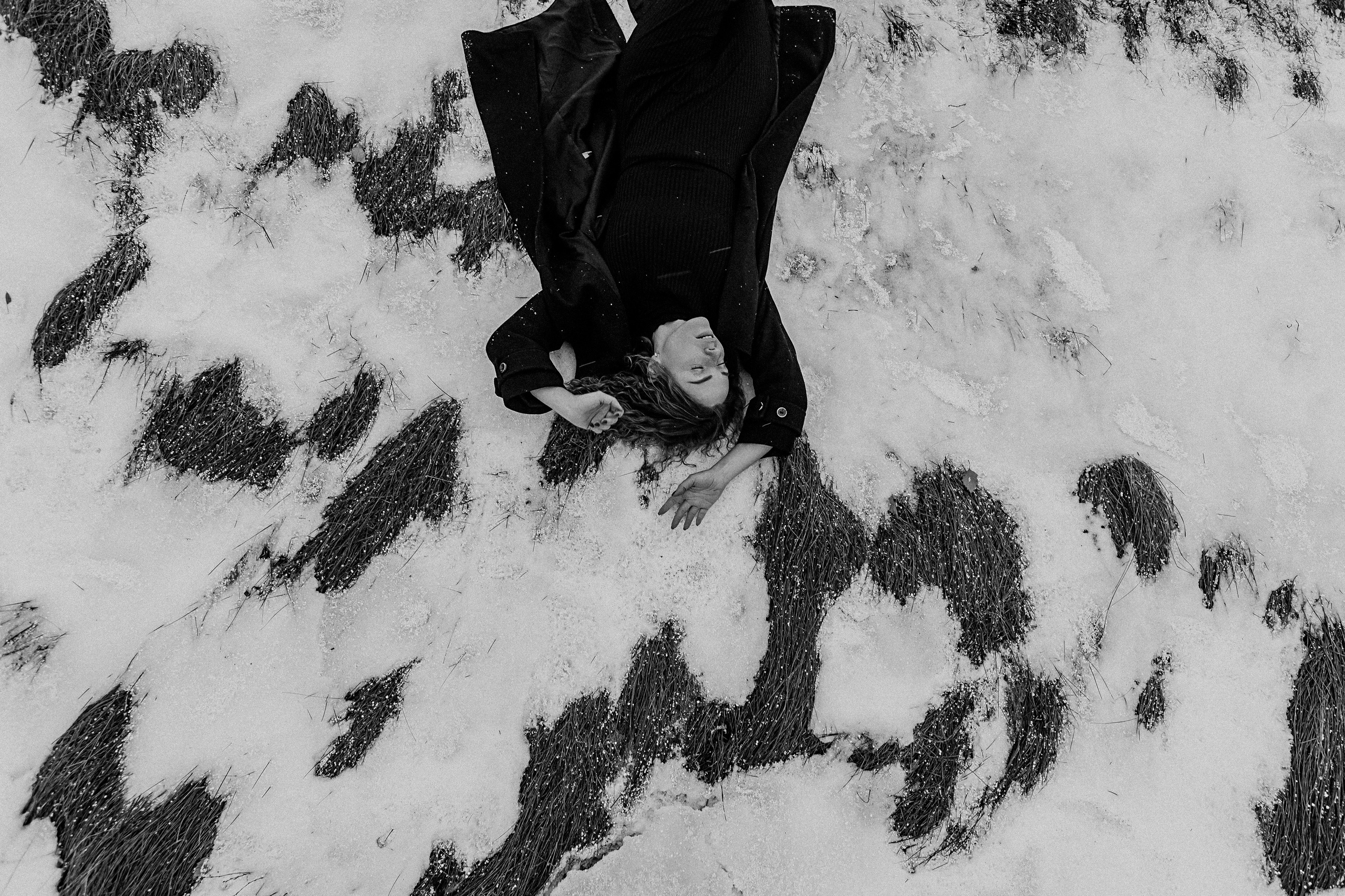 Меланхолия (поле). Семейный фотограф Тюмень, фотограф на роды Салмина Мария