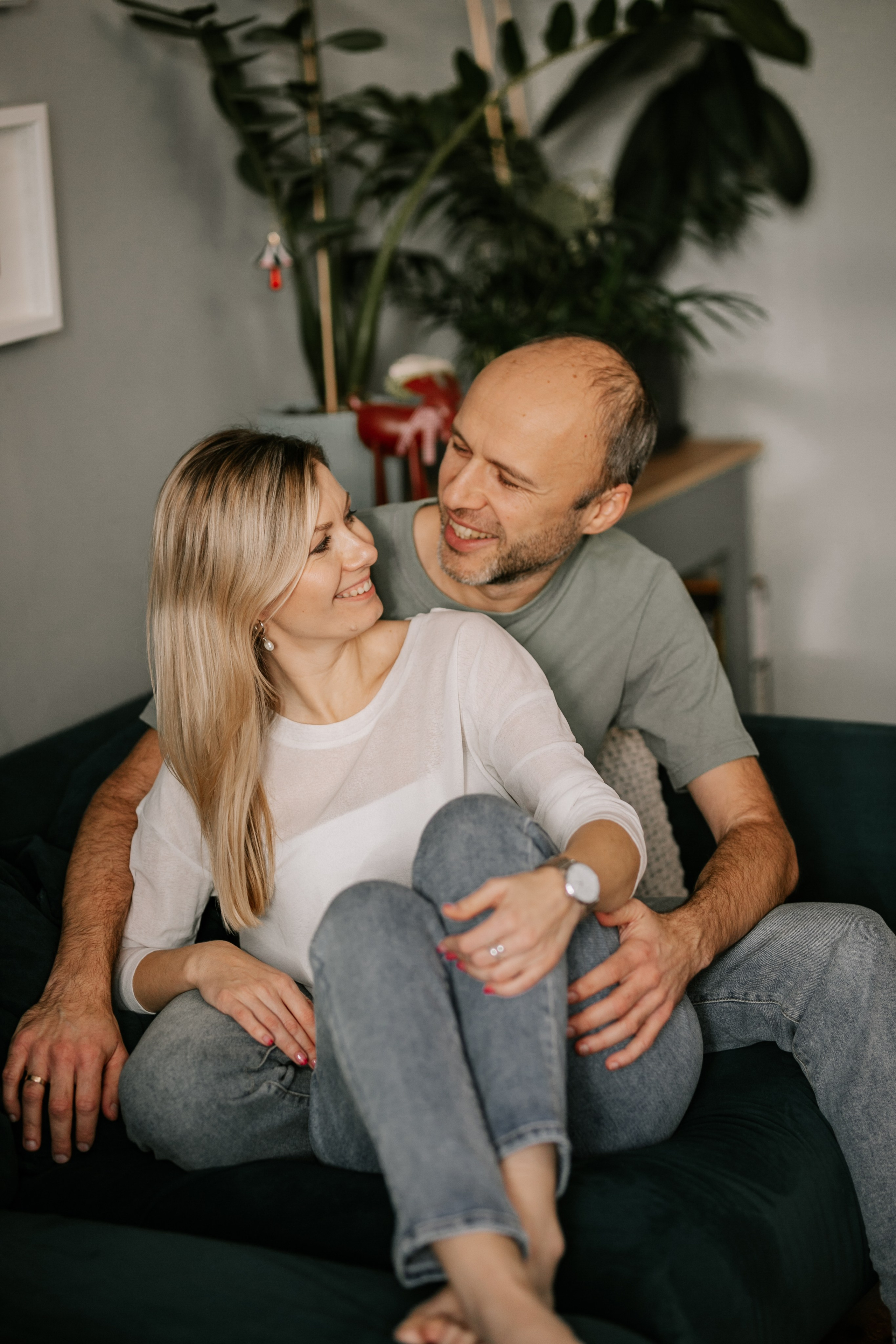 Василий и Ирина с детьми. Домашняя съемка. Фотограф в Крыму