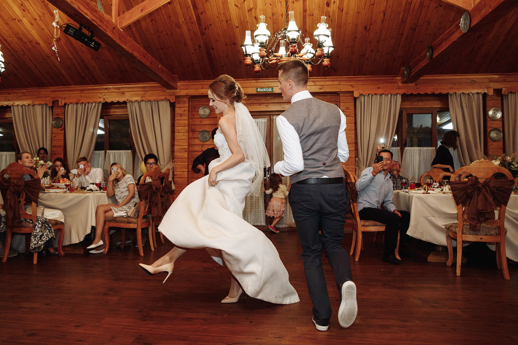 Свадьба в Алматы Home Club. Свадебный фотограф в Алматы Николай Киреев