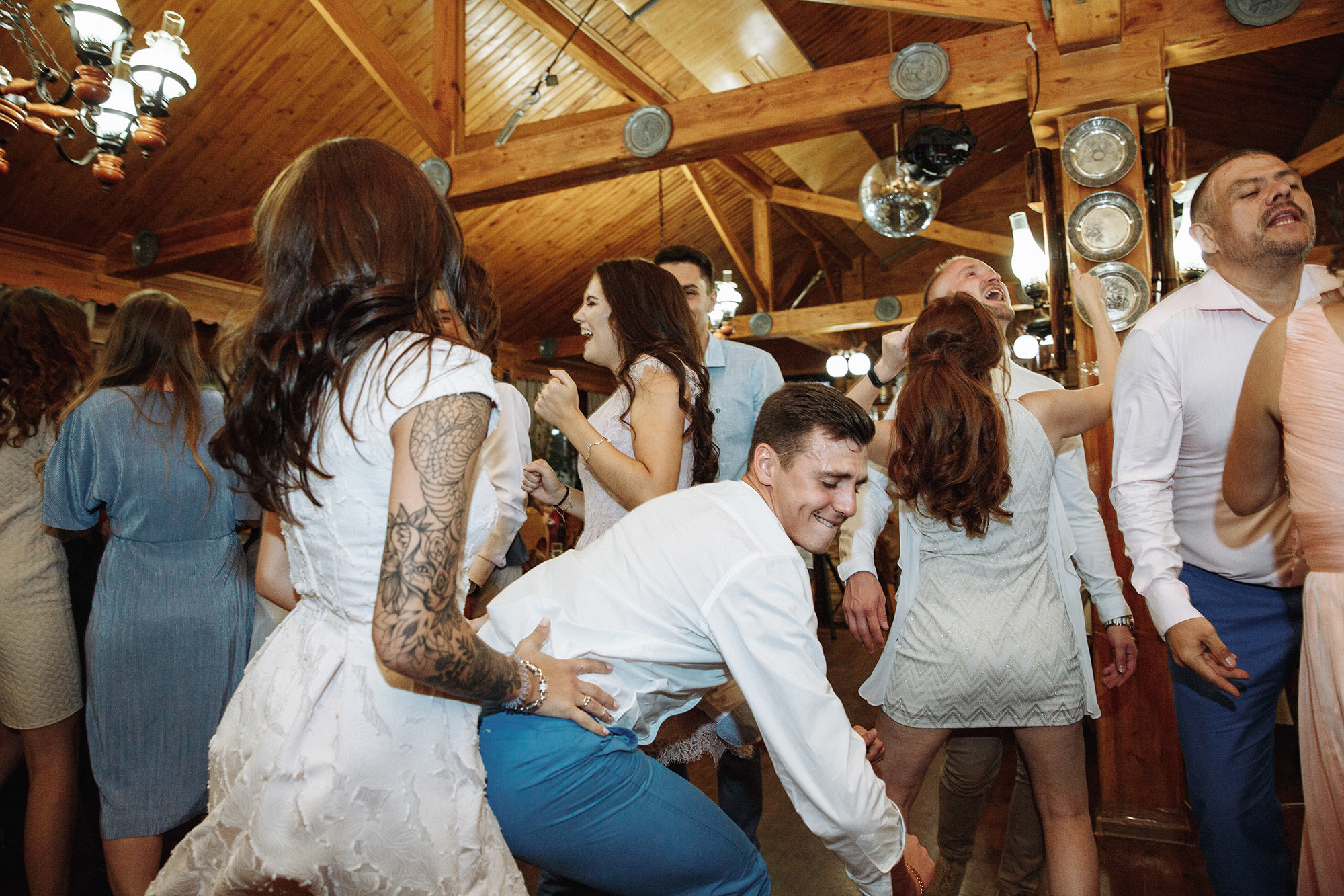 Свадьба в Алматы Home Club. Свадебный фотограф в Алматы Николай Киреев