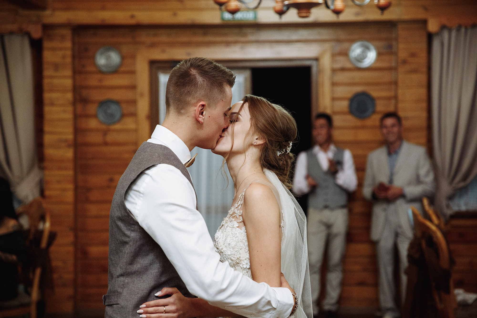 Свадьба в Алматы Home Club. Свадебный фотограф в Алматы Николай Киреев