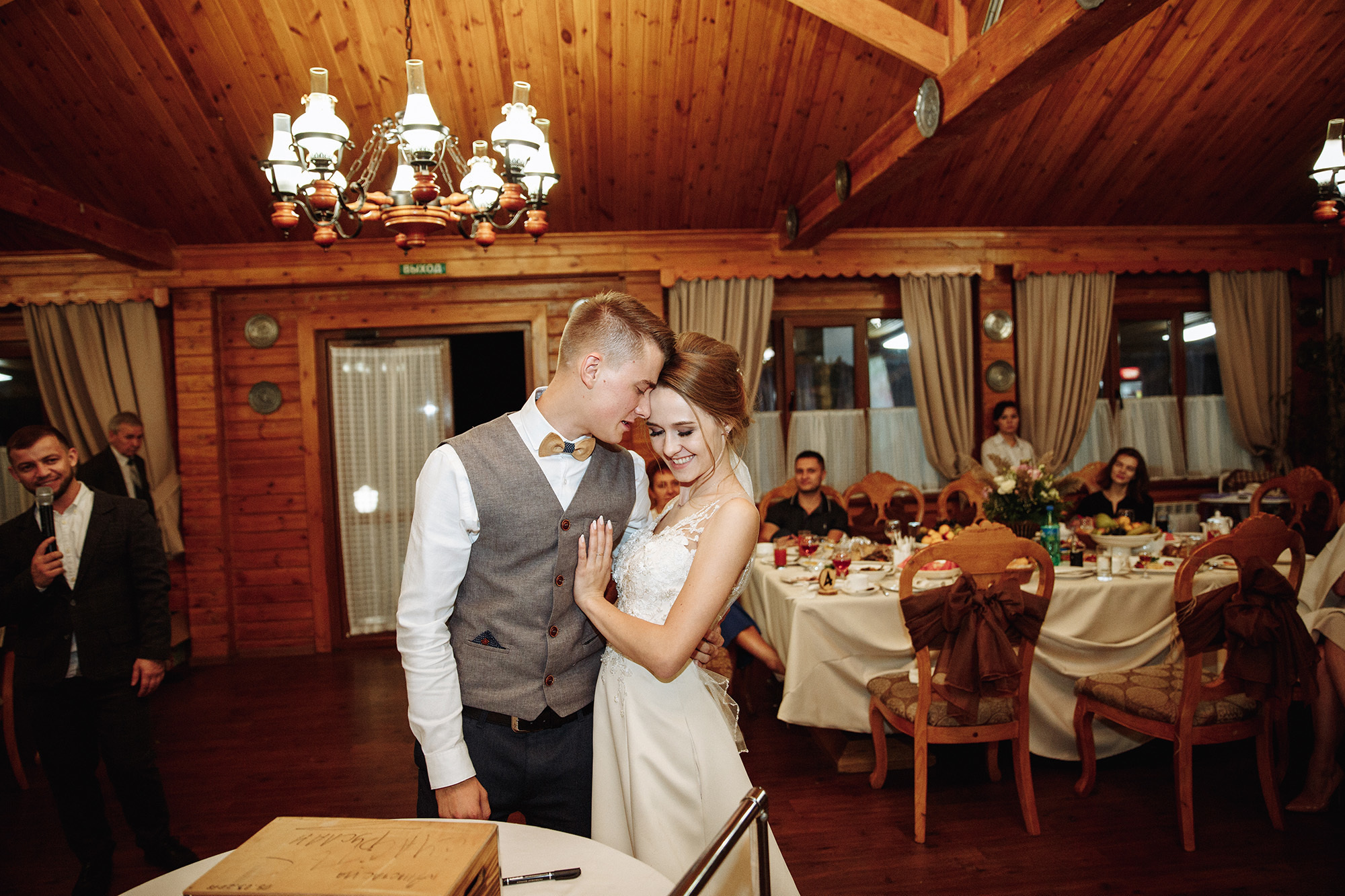 Свадьба в Алматы Home Club. Свадебный фотограф в Алматы Николай Киреев