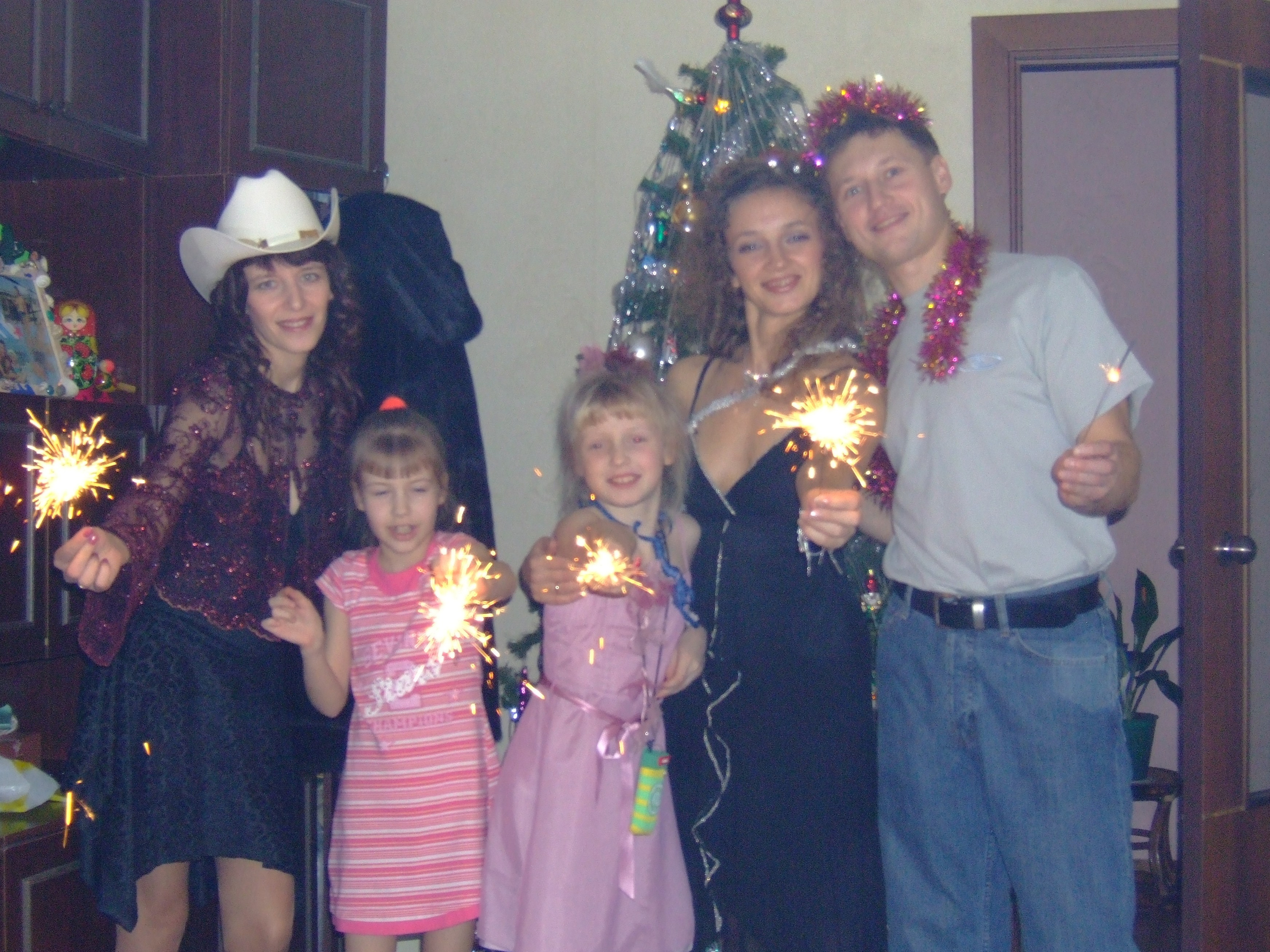 Новый Год 28.12.07-01.01.08 (Елка ТЭЦ, У Зевиных). Семейный, Свадебный фотограф СПБ Питер— Романова Екатерина