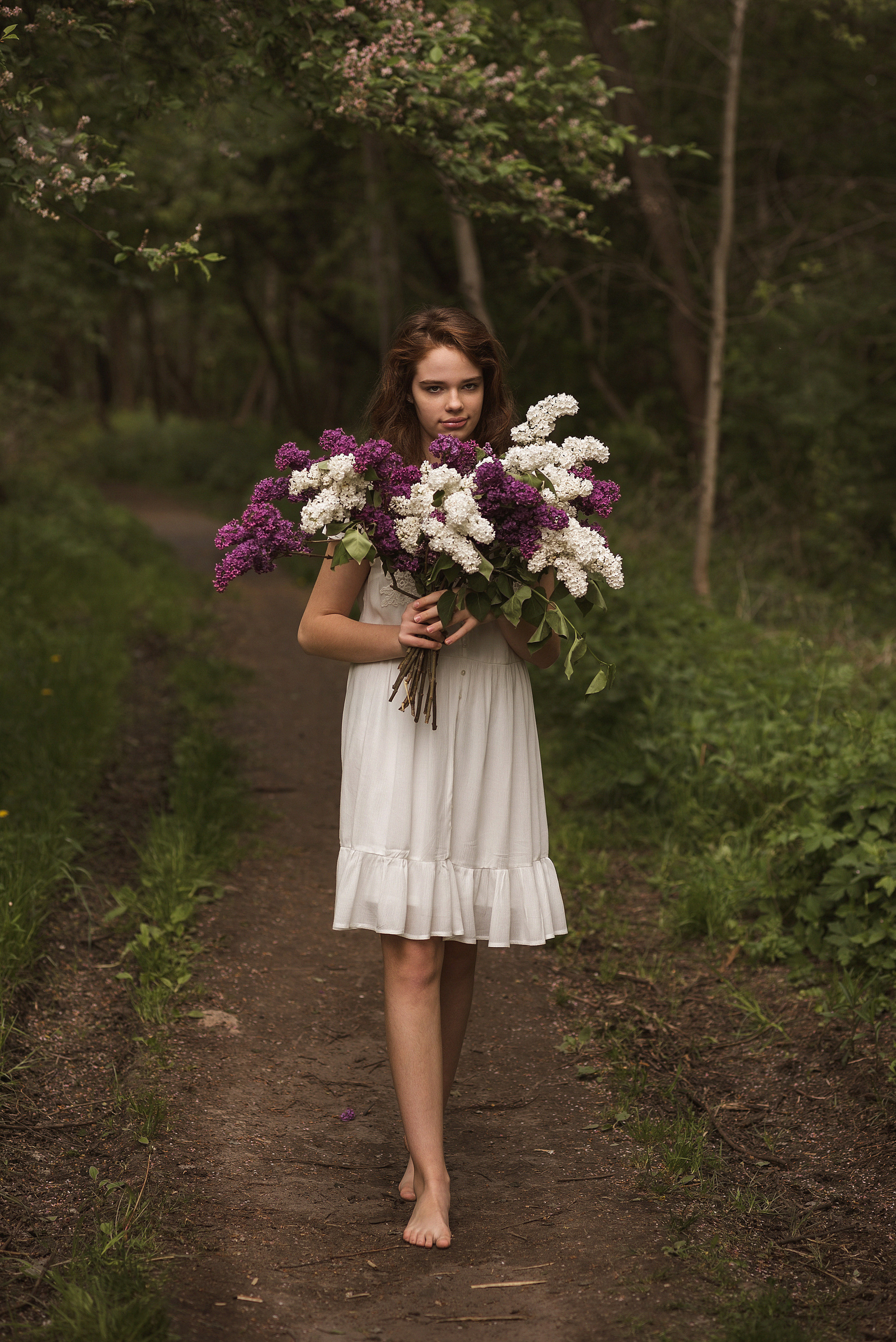 Девушка с сиренью. Фотограф Краков и Малопольска