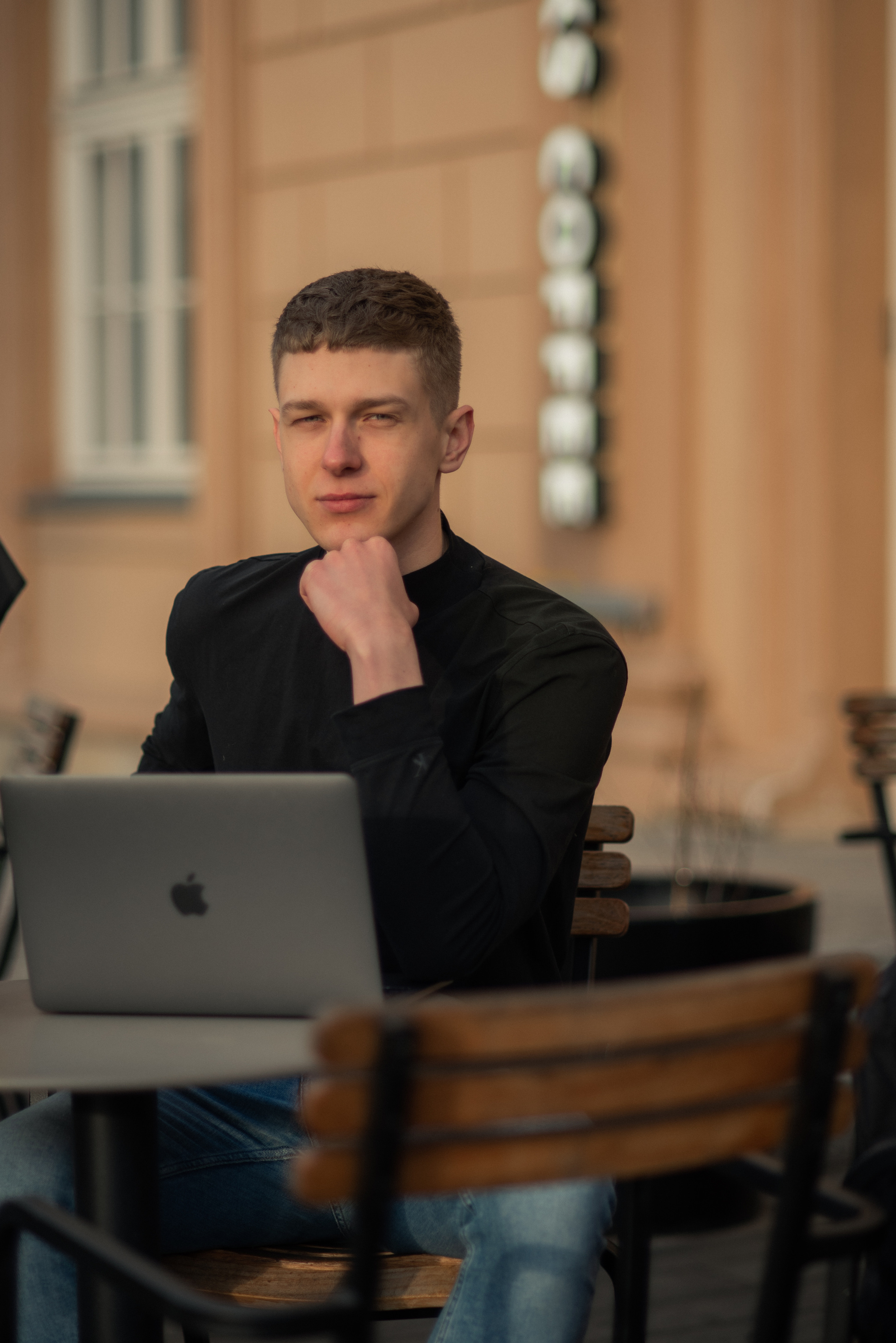 Męski portret. Fotograf w Krakowie Irina Satserdova