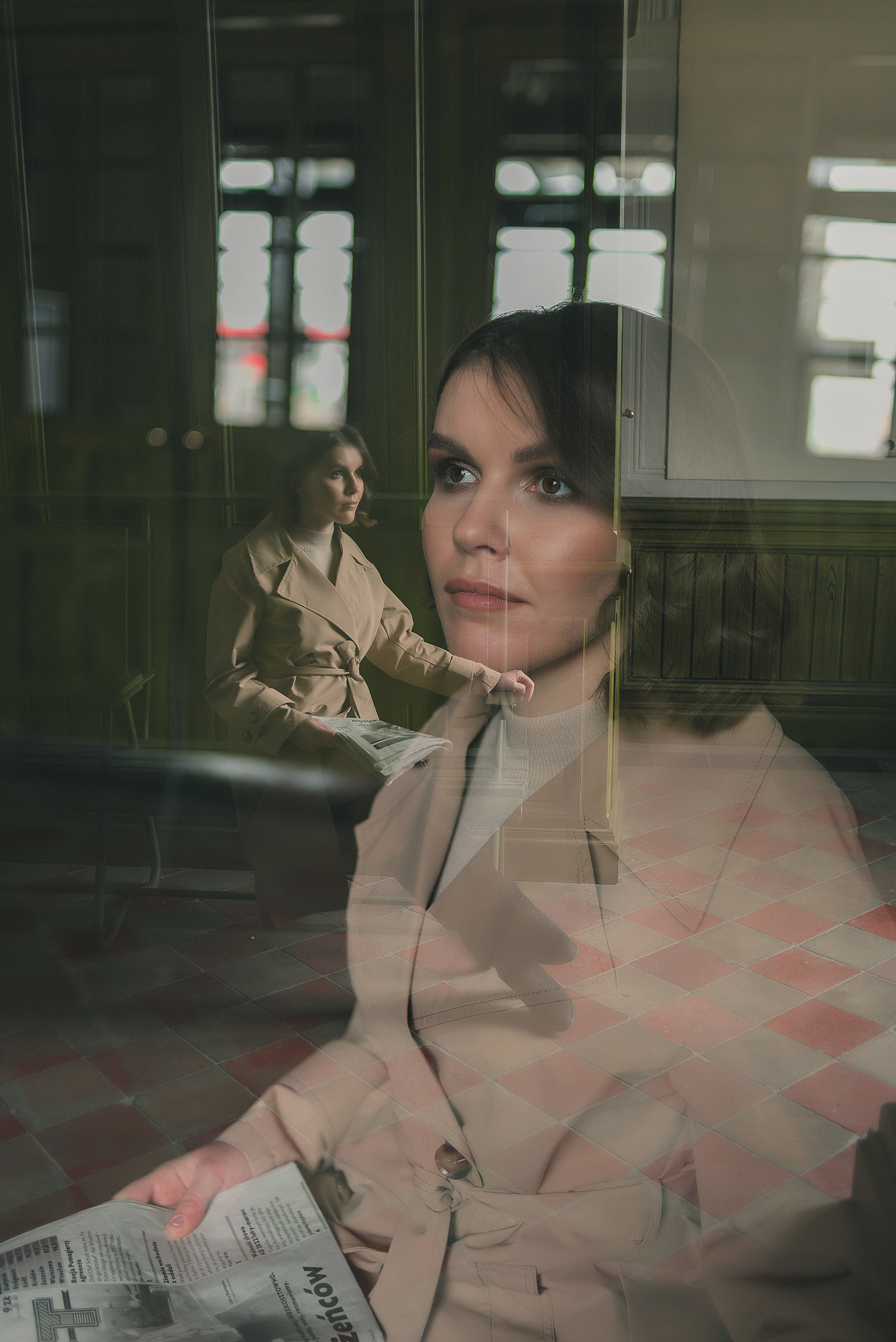 Czekanie na dworcu. Fotograf w Krakowie Irina Satserdova