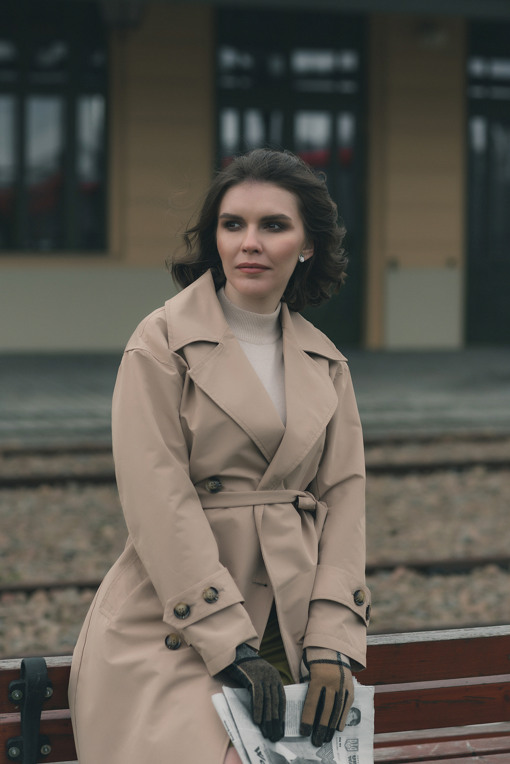 Czekanie na dworcu. Fotograf w Krakowie Irina Satserdova