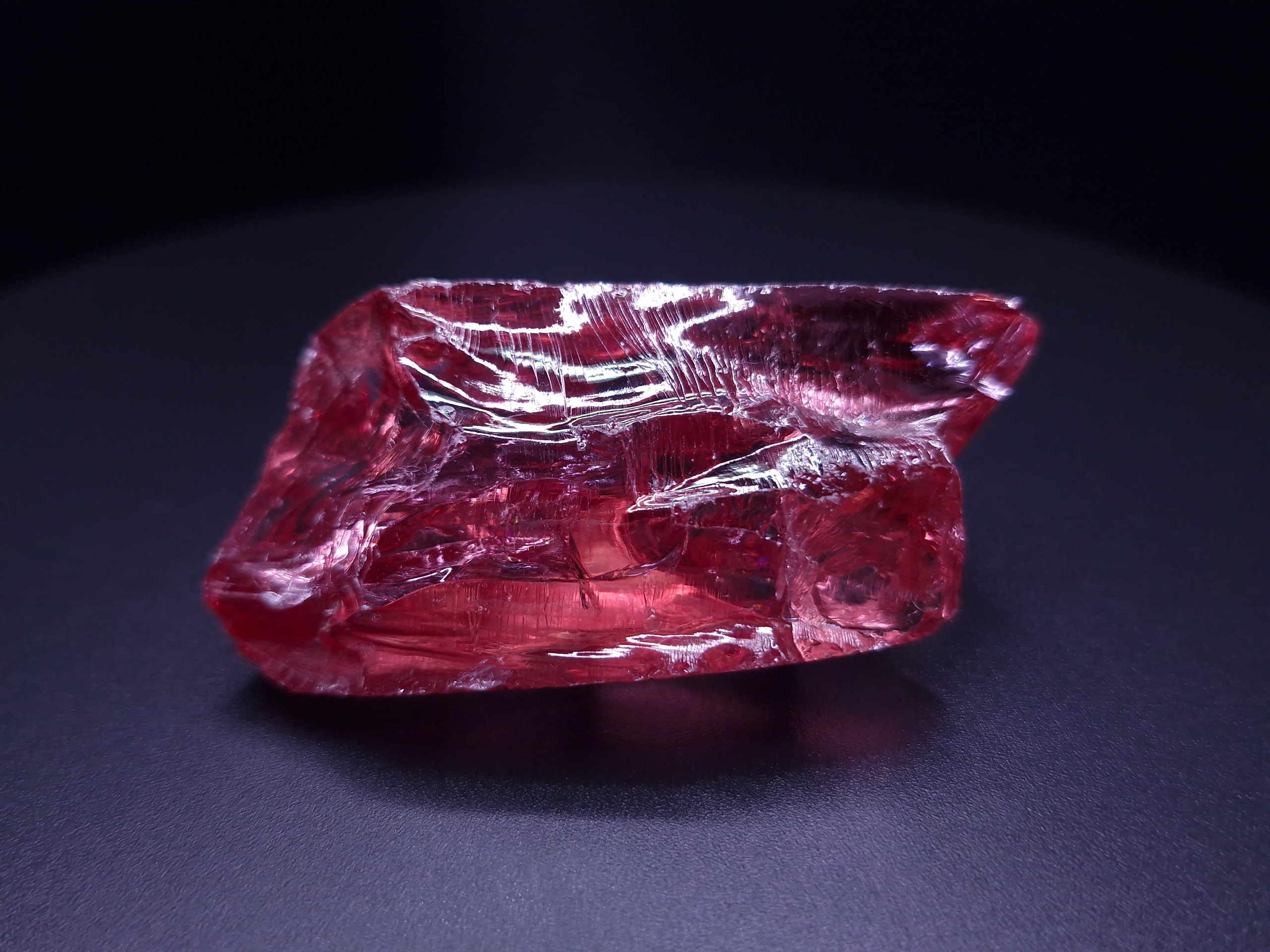 Иттрий алюминиевый гранат. YAG garnet иттрий алюминиевый гранат ИАГ