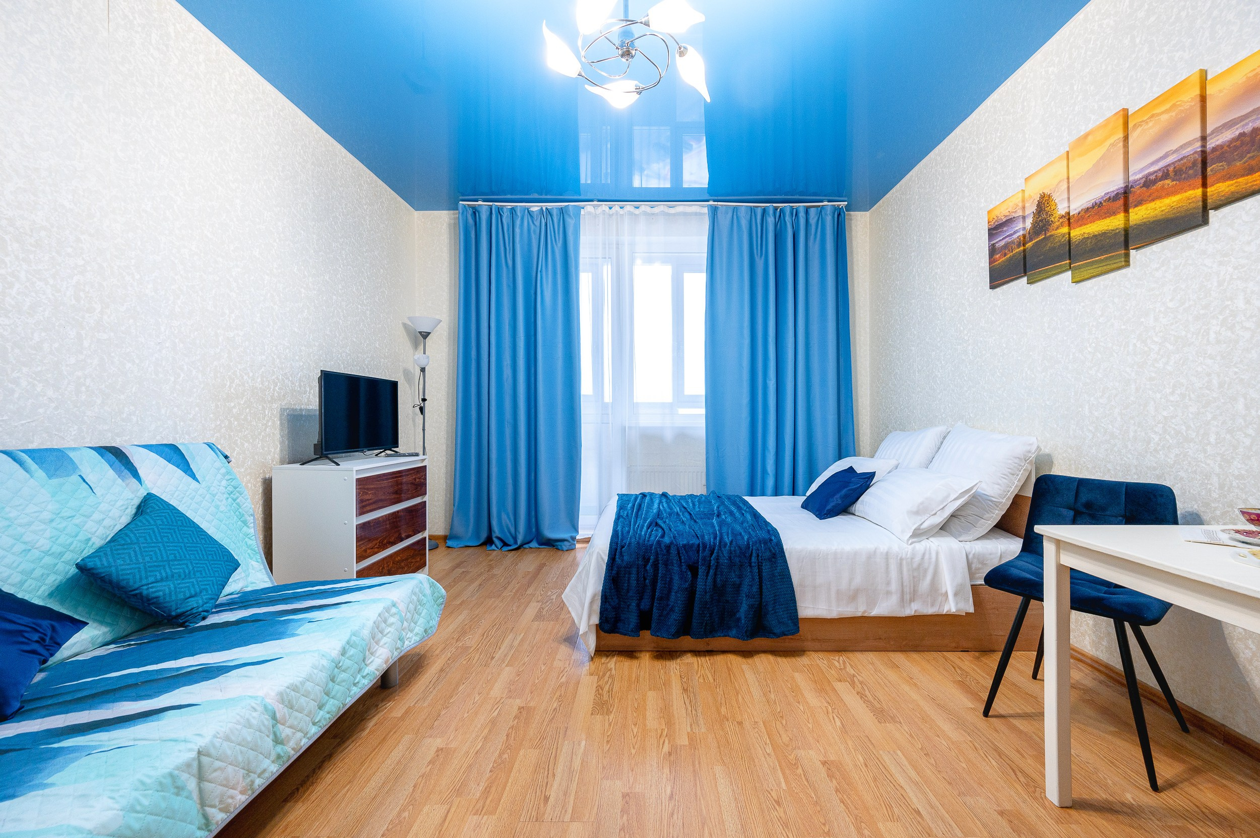 Квартира под суточную аренду. Интерьерный фотограф. Фото- видеосъемка недвижимости Санкт-Петербург