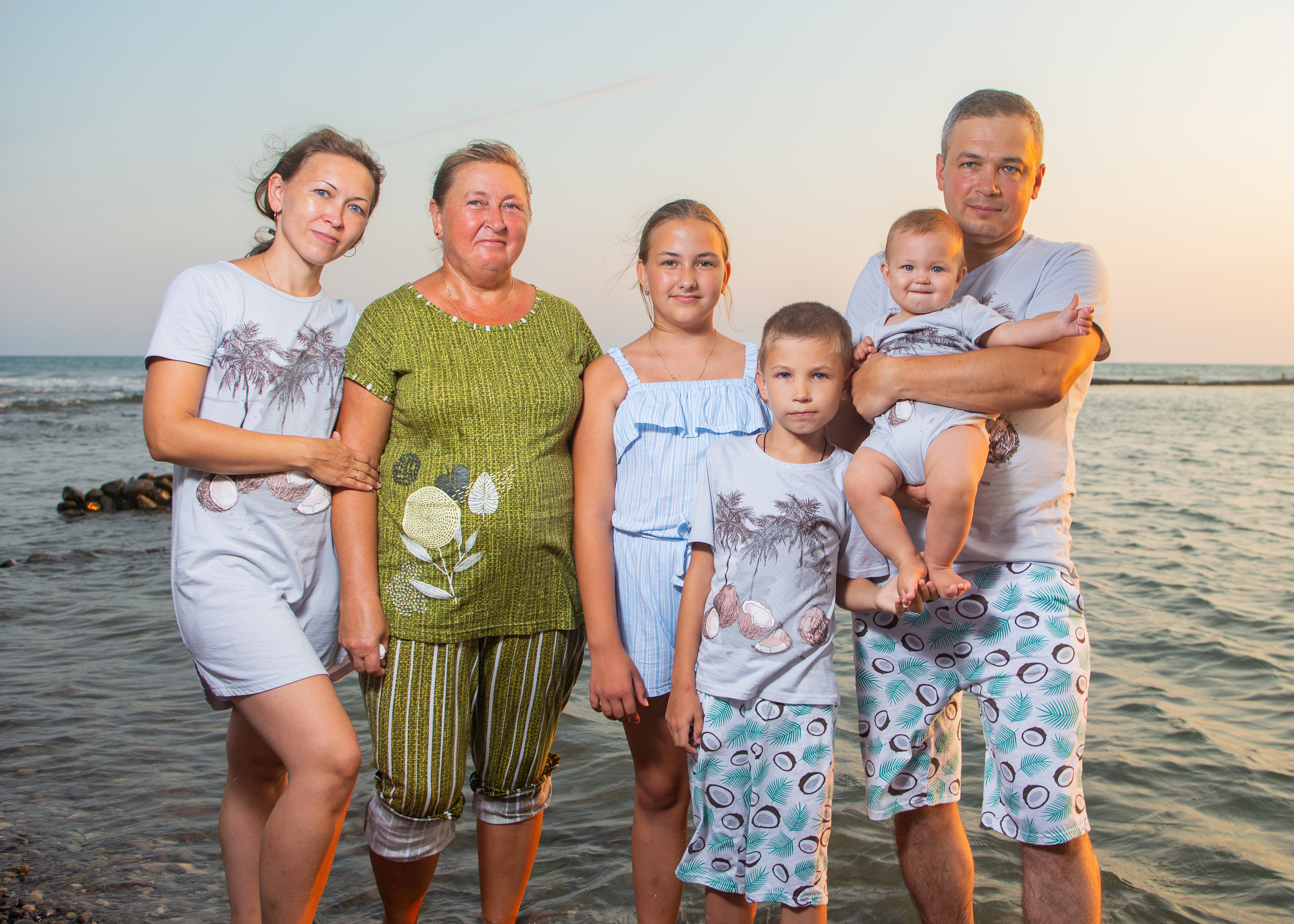 Семейная/Детская. Фотограф Лазаревское. Индивидуальный и творческий фотограф, семейный и свадебный фотограф из Сочи