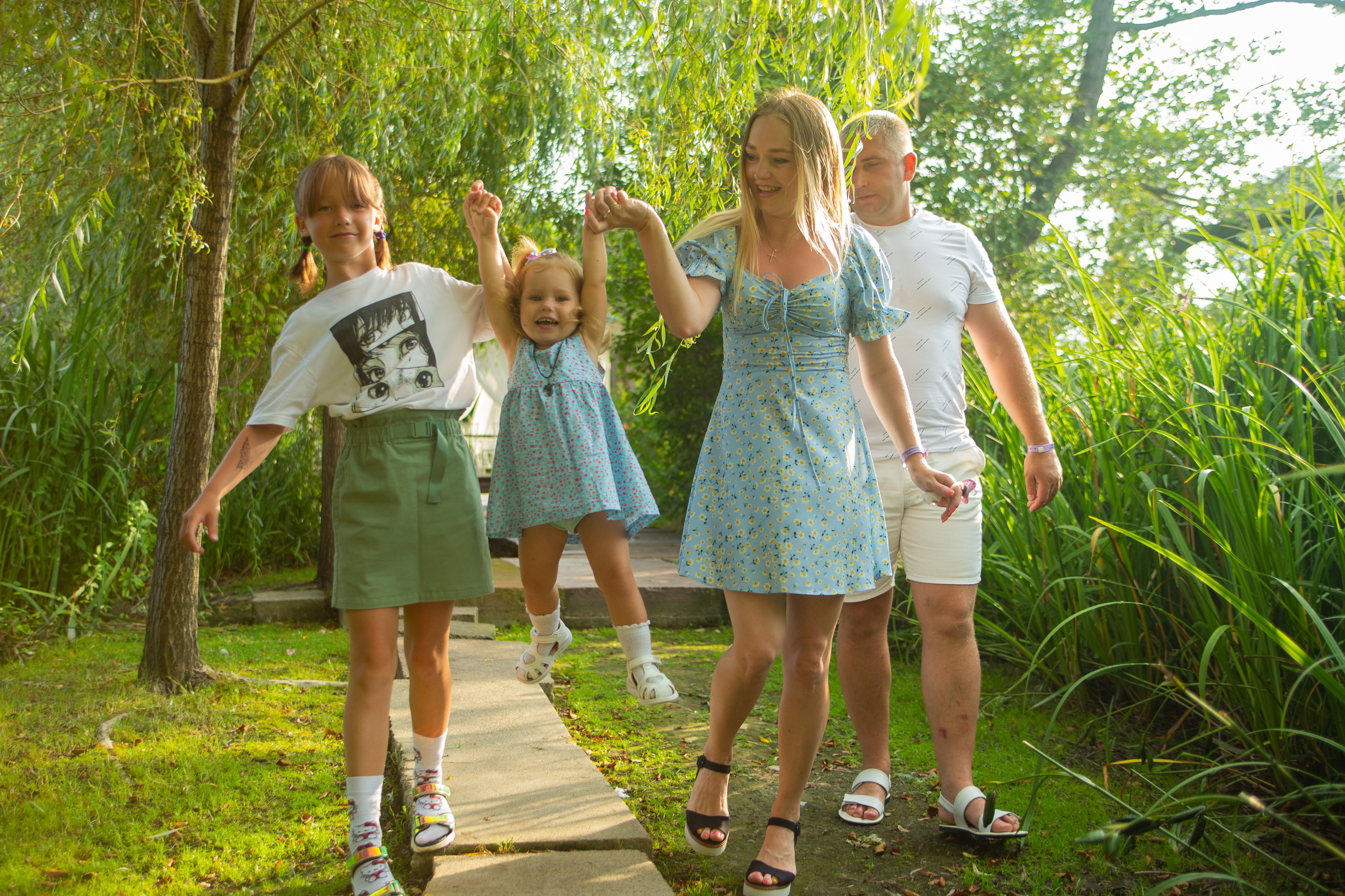 Семейная/Детская. Фотограф Лазаревское. Индивидуальный и творческий фотограф, семейный и свадебный фотограф из Сочи