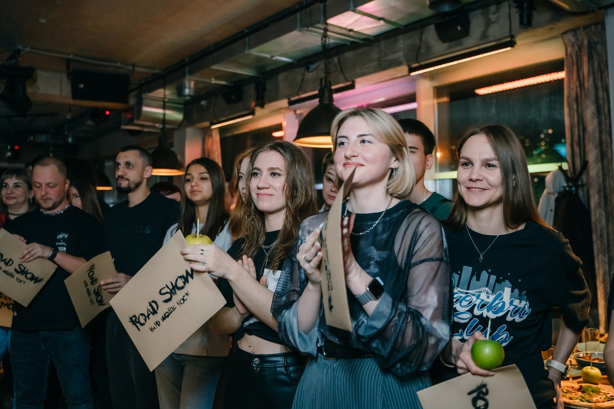 Репортажный фотограф на корпоратив для Inventive Retail Group в Самаре. Фотограф Сергей Логинов