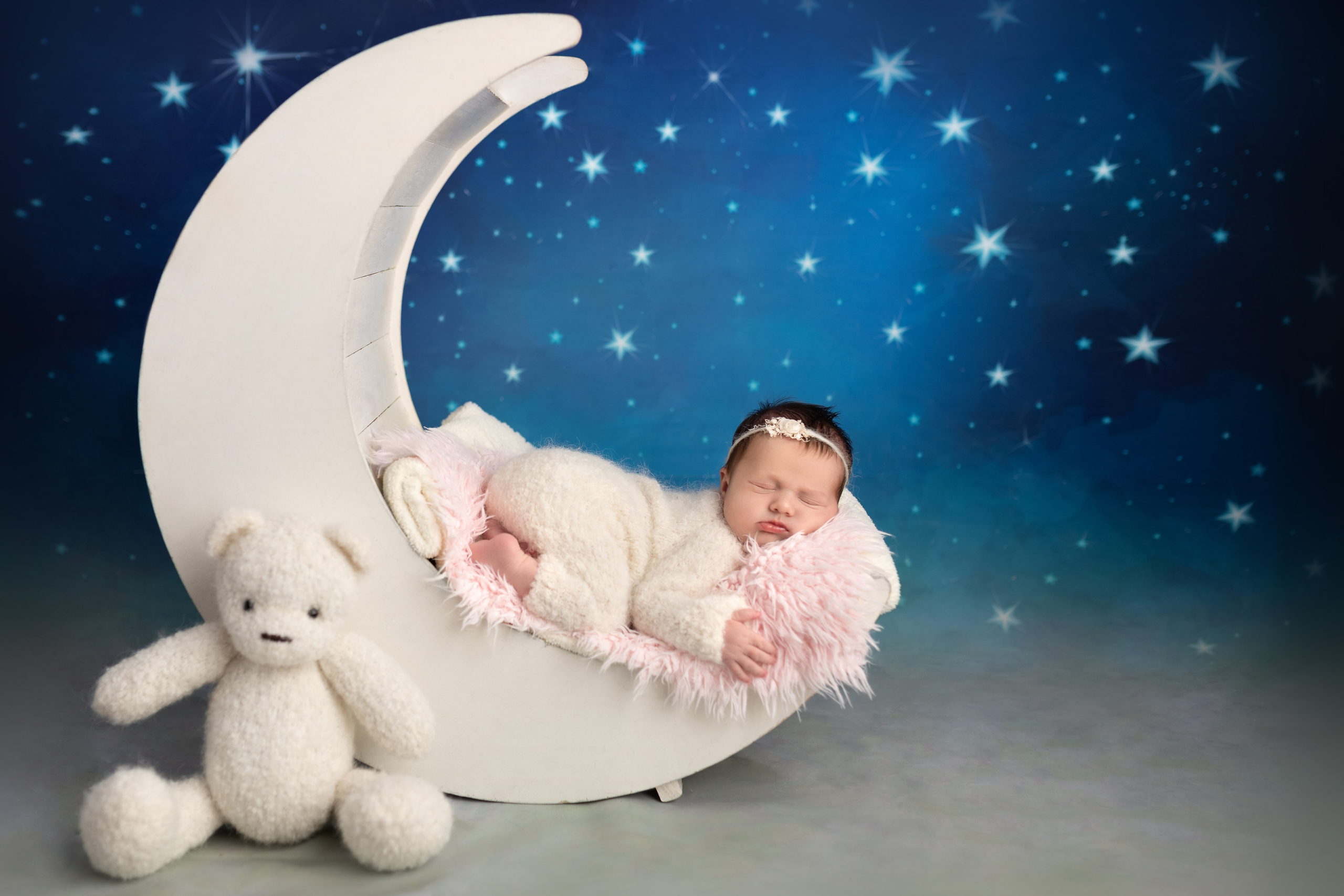 PH @babynewborn.photo. Retoucher Aleksmokh