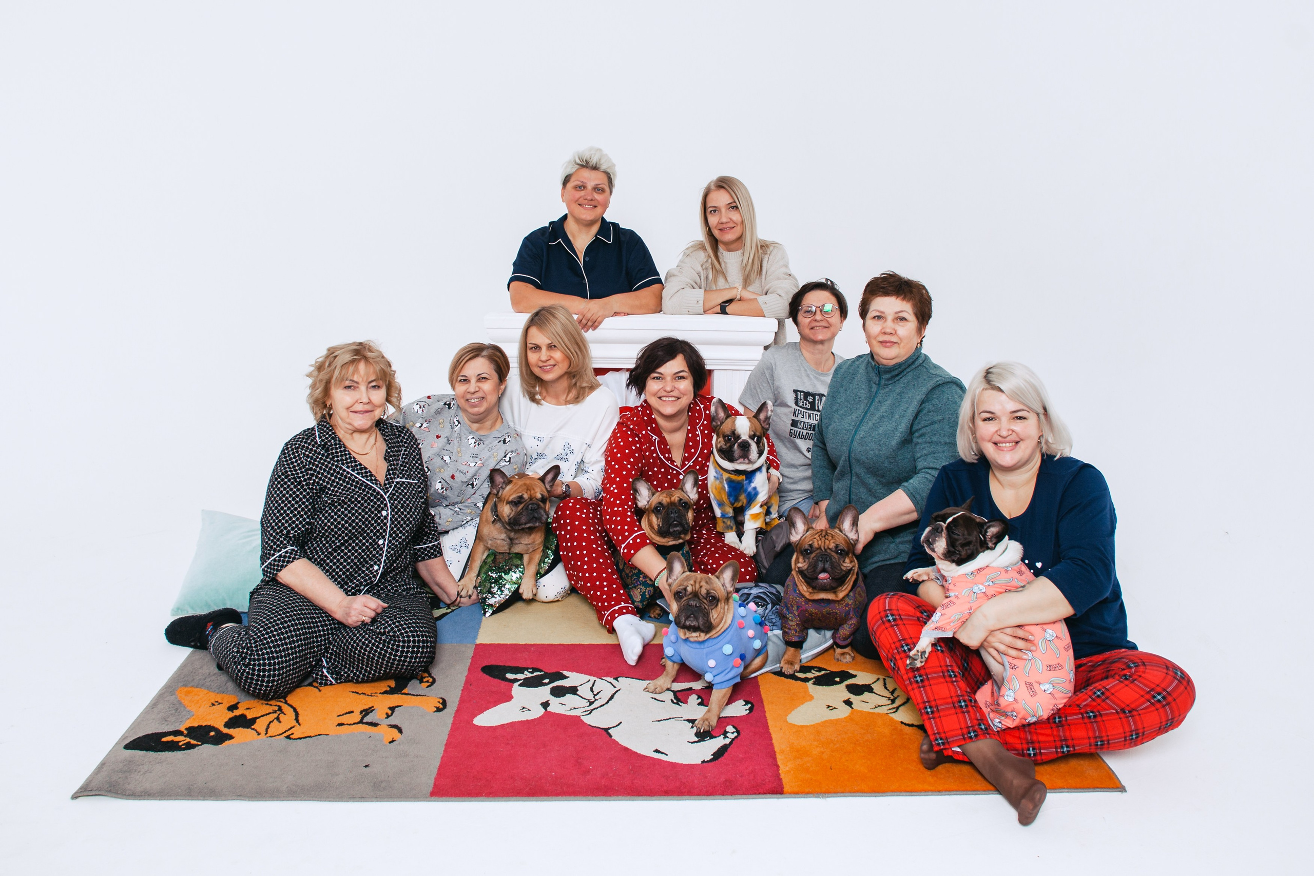 Пижамная вечеринка французских бульдогов и их хозяев. Фотограф-анималист Татьяна Степанова