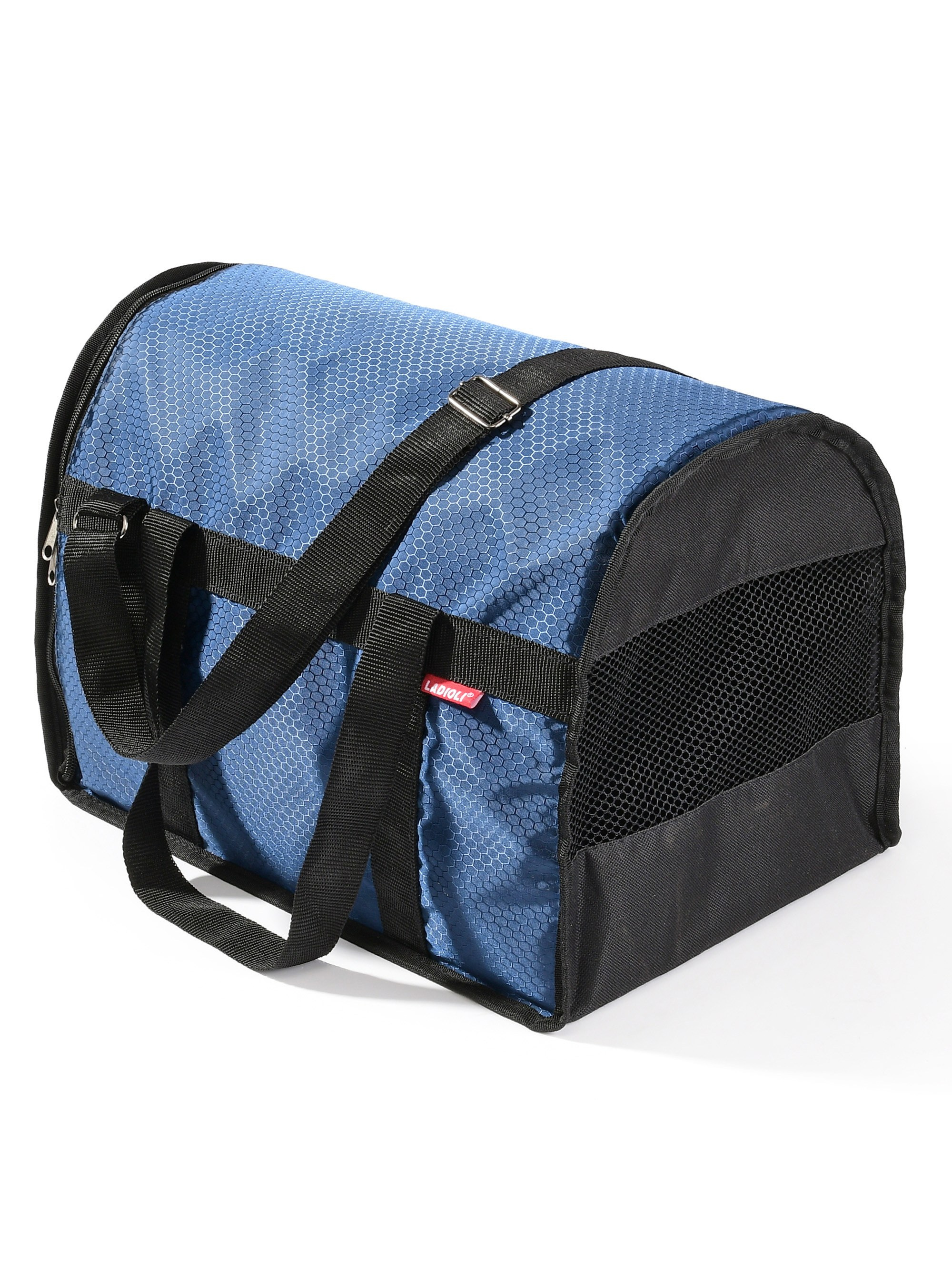 Съемка товаров для животных для маркетплейсов в Москве. Предметная фотосъемка для маркетплейсов в Москве. Предметный фотограф Дмитрий Дрогунов