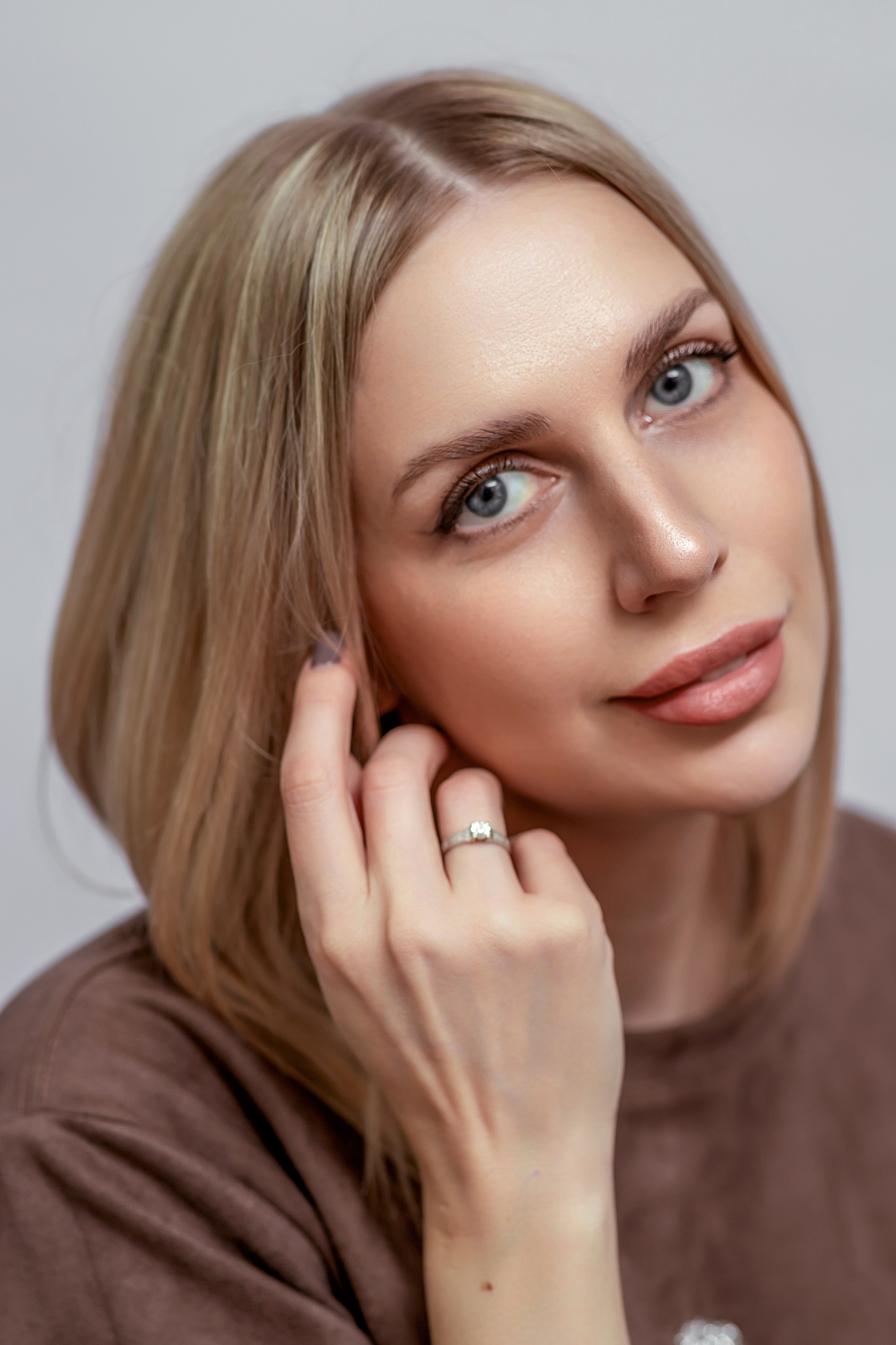 СТУДИЙНЫЙ минимализм ЖЕНСКИЙ. Фотограф Алина Лебедь