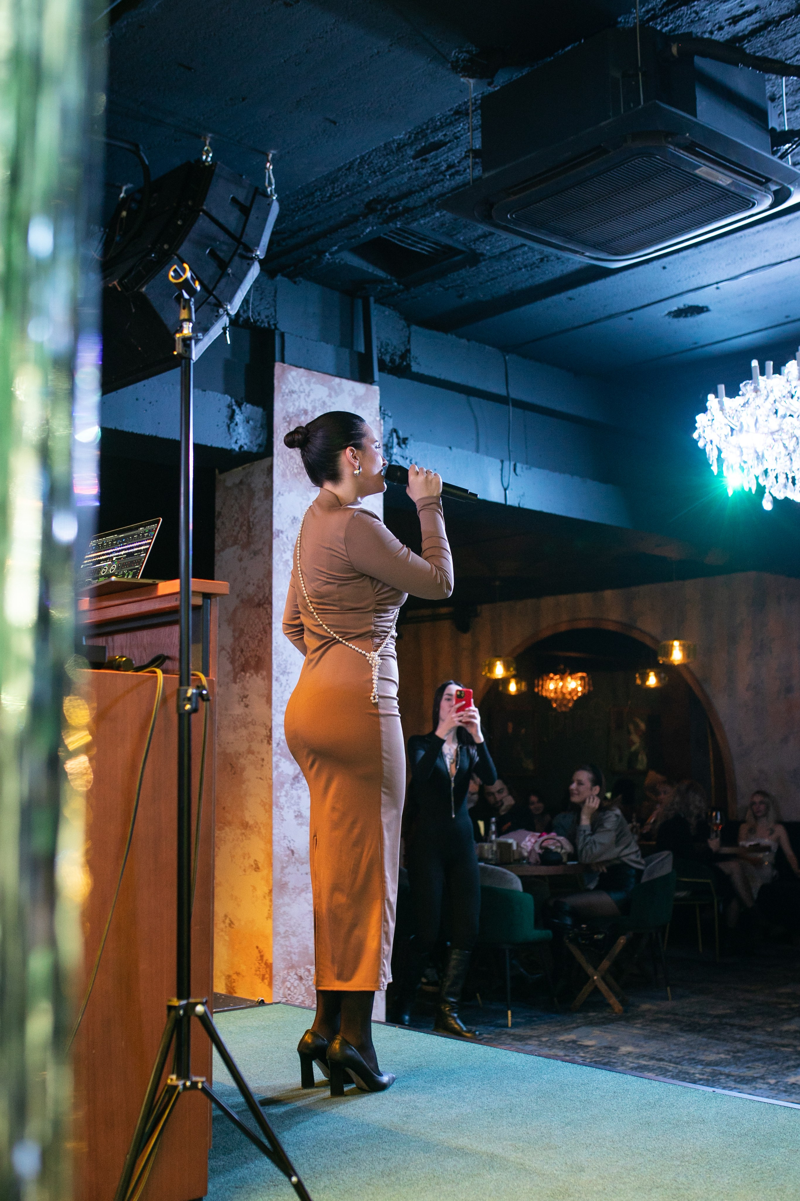 Pinot отчетный концерт Ирины Кюлян. Фотограф в Новосибирске Ася Зверева