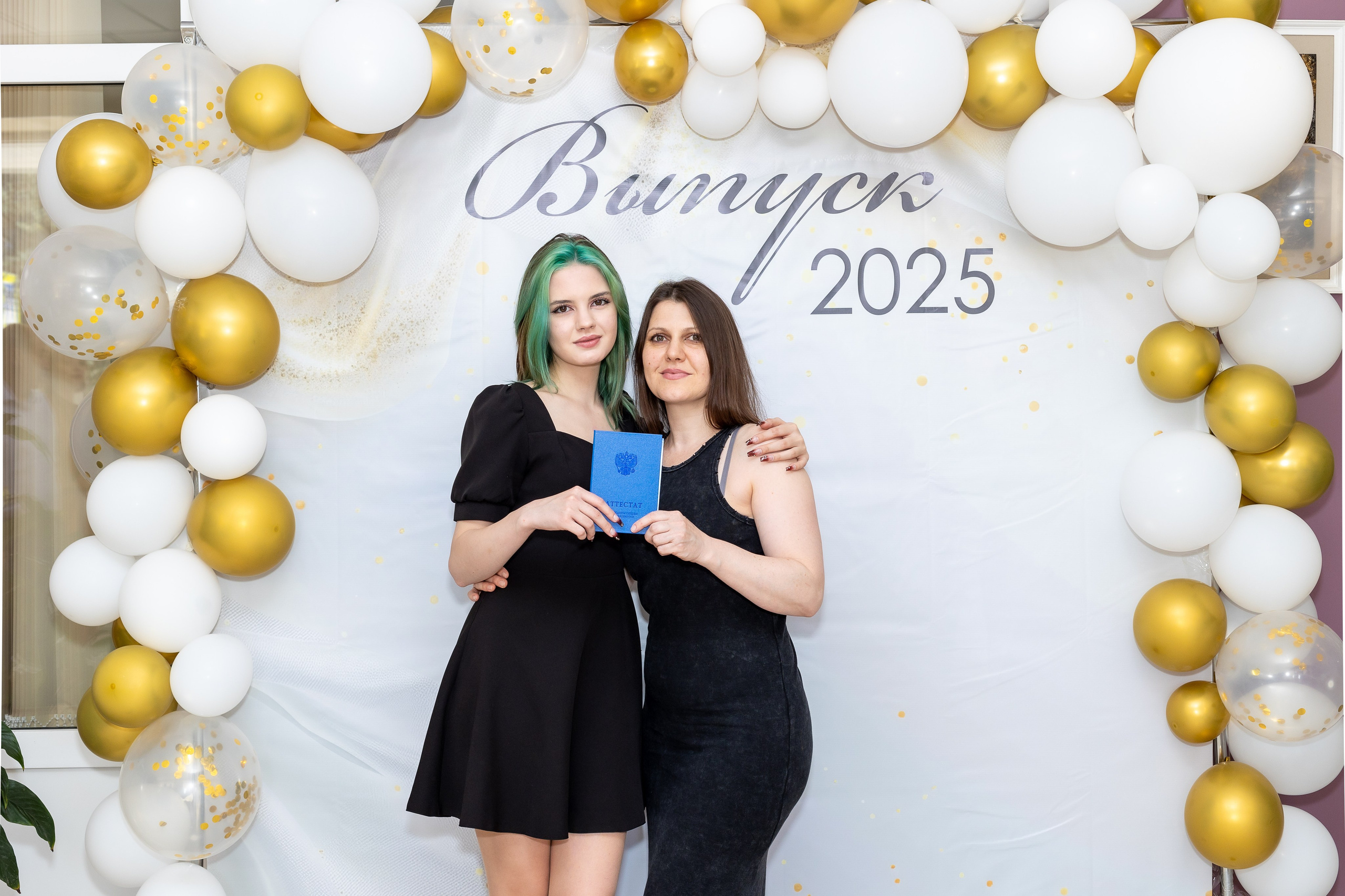 Вручение аттестата 2025. Выпускные альбомы Майкоп, Краснодар Елена Золотарева