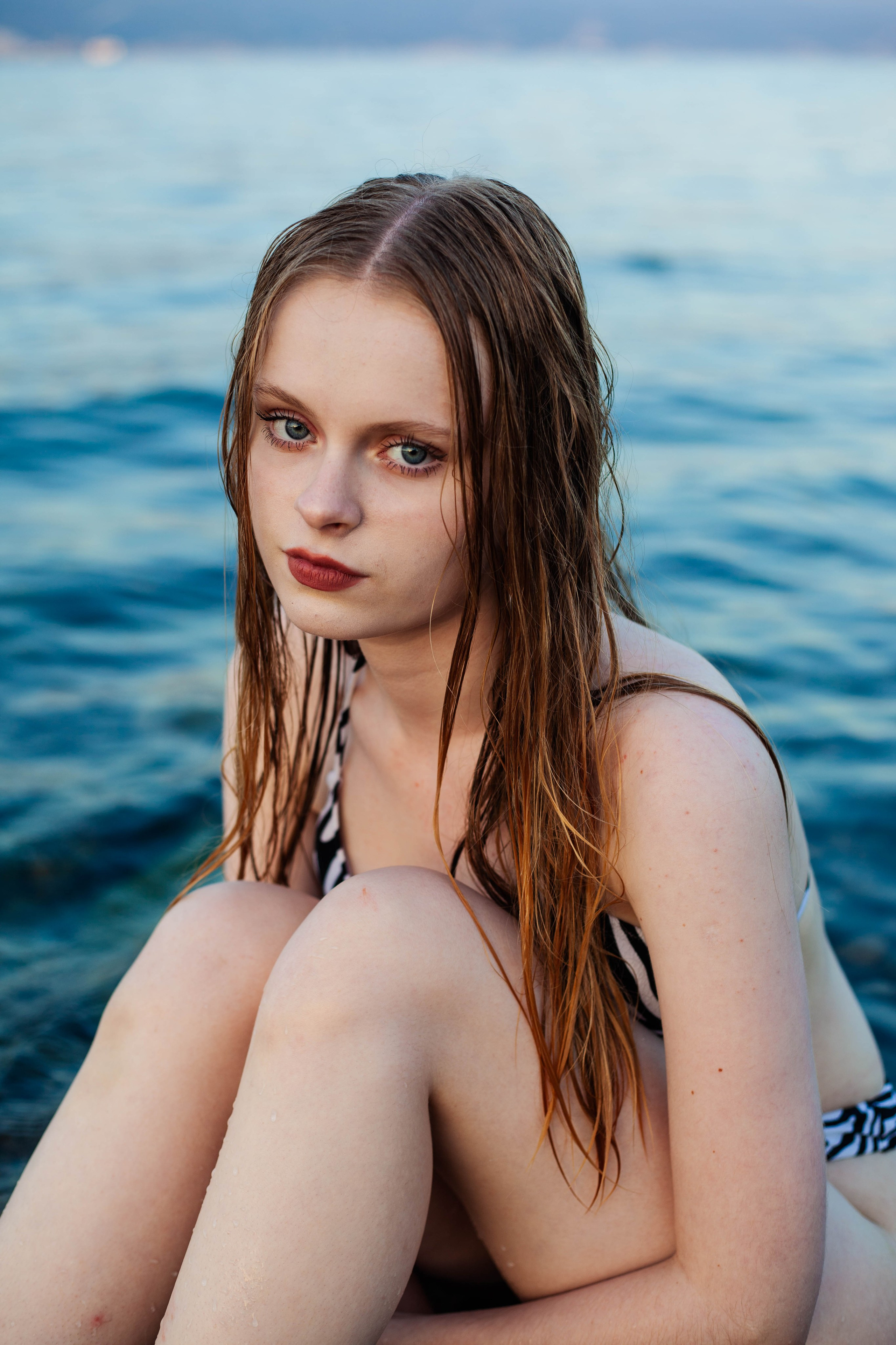 Поцелуи Волн. Уличный фотограф Города N