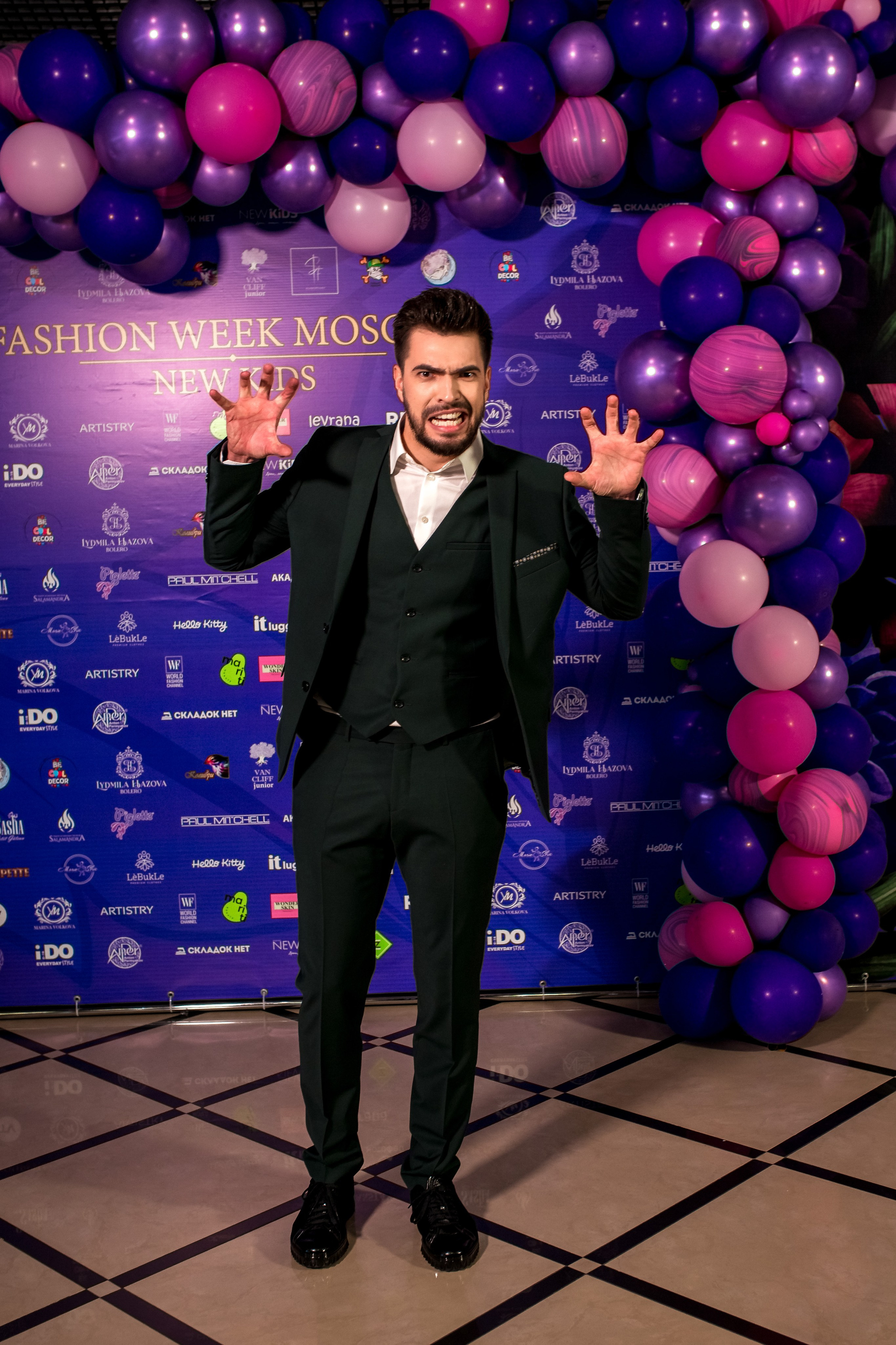 Показ Итальянской моды в России весна 2022. Женский фотограф Крещение Венчание Москва Брянск