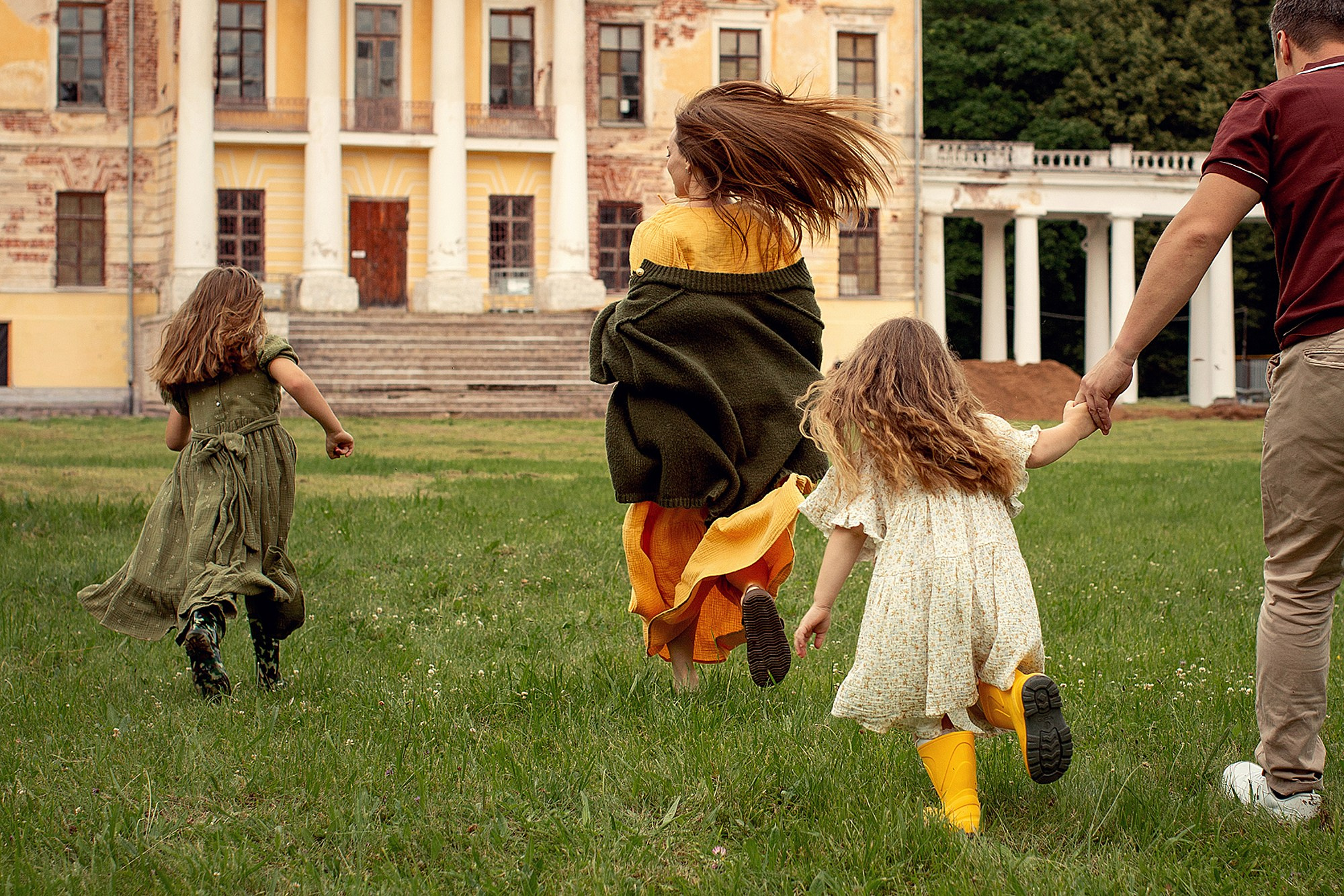Семейная Фотосессия в исторической усадьбе. Tatyana Nadezhdina Family photographer