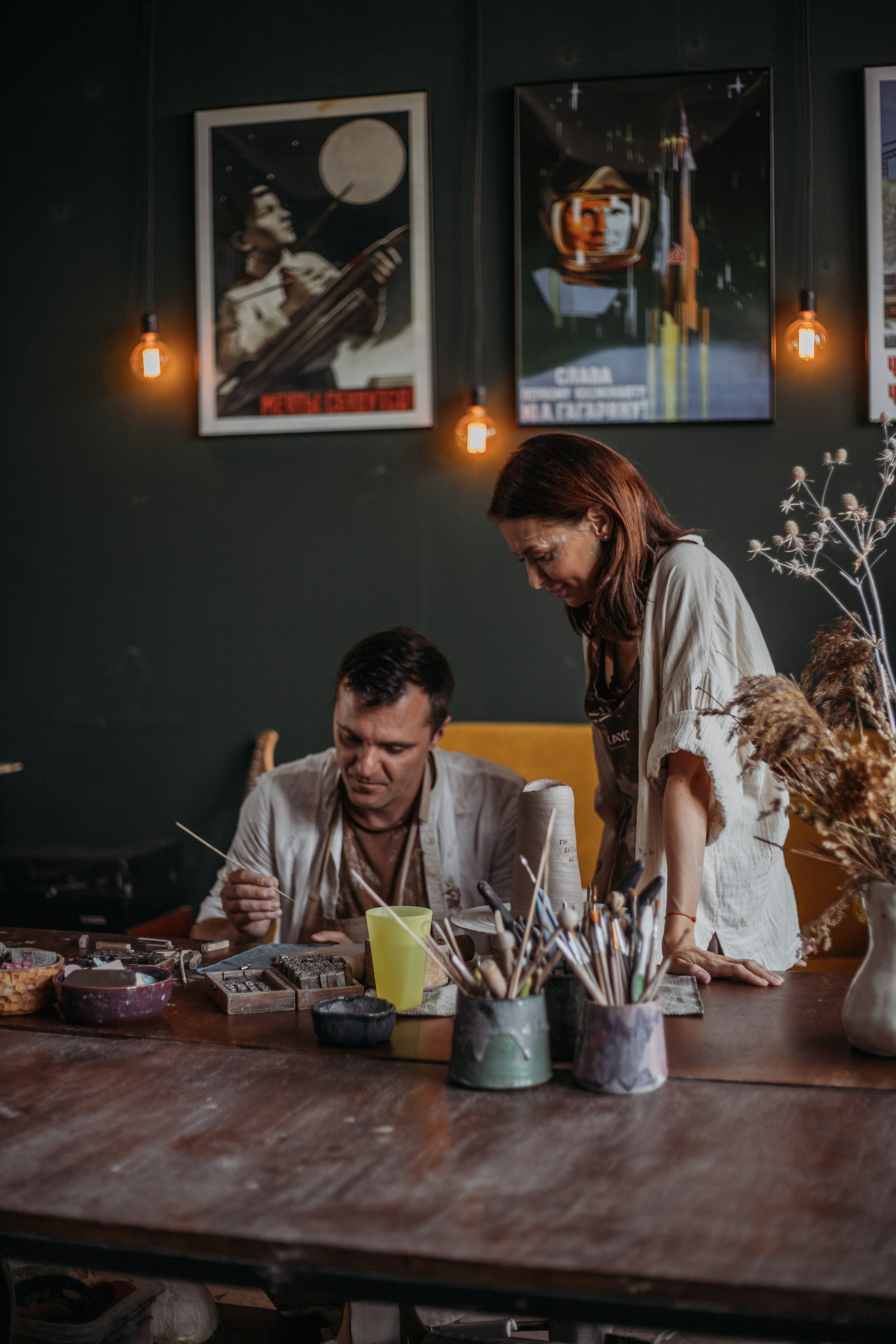 Свидание в гончарной. Венера Гайн. Репортажный фотограф  Тюмень. Обучение фотографии с 0