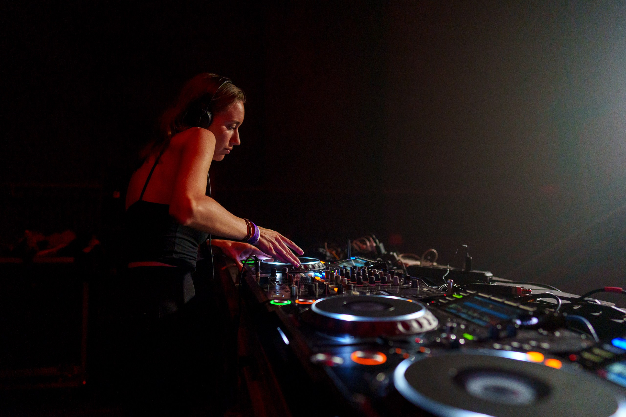 Resonance x TSEH. Sunnyman