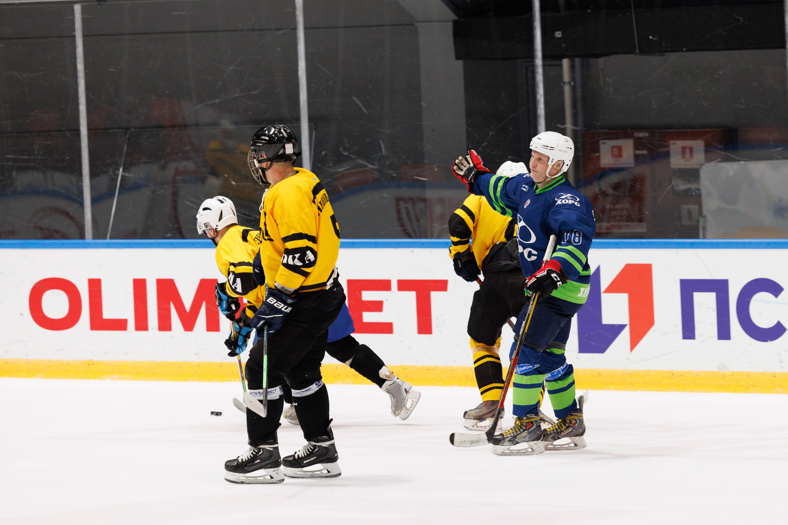 НХЛ (40+) Ижорец — Хорс 3-3. Фотограф Александр Заломаев