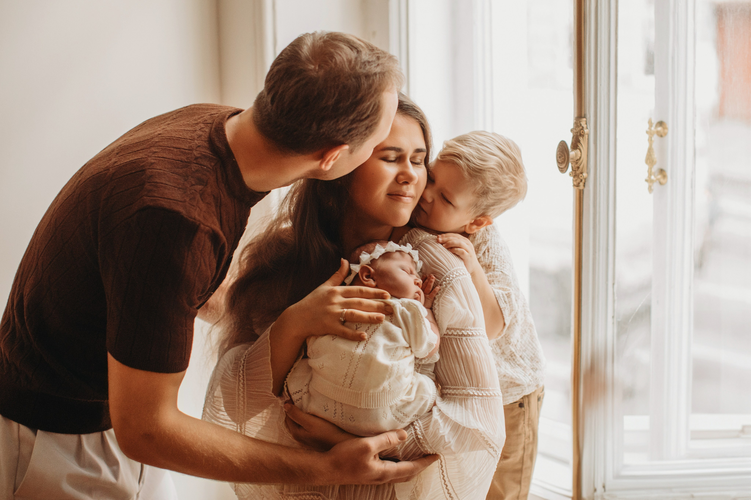 Фотосессия новорожденного в Великом Новгороде у вас дома. Фотограф новорожденных в г. Великий Новгород — Екатерина Новикова