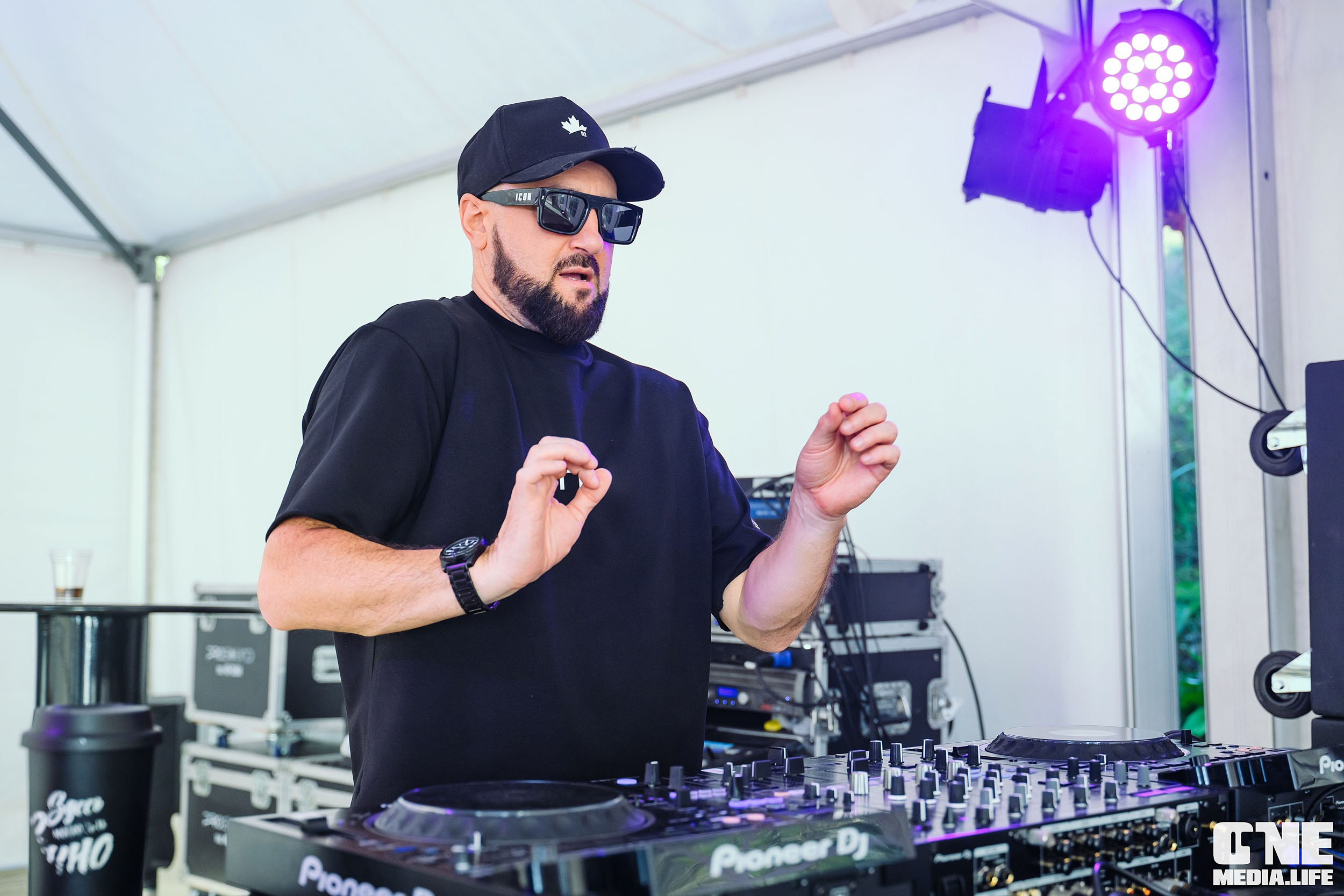 CULT — electronic music festival. Day II. One Media Life: фоторепортажи, фотоотчеты с мероприятий и заведений