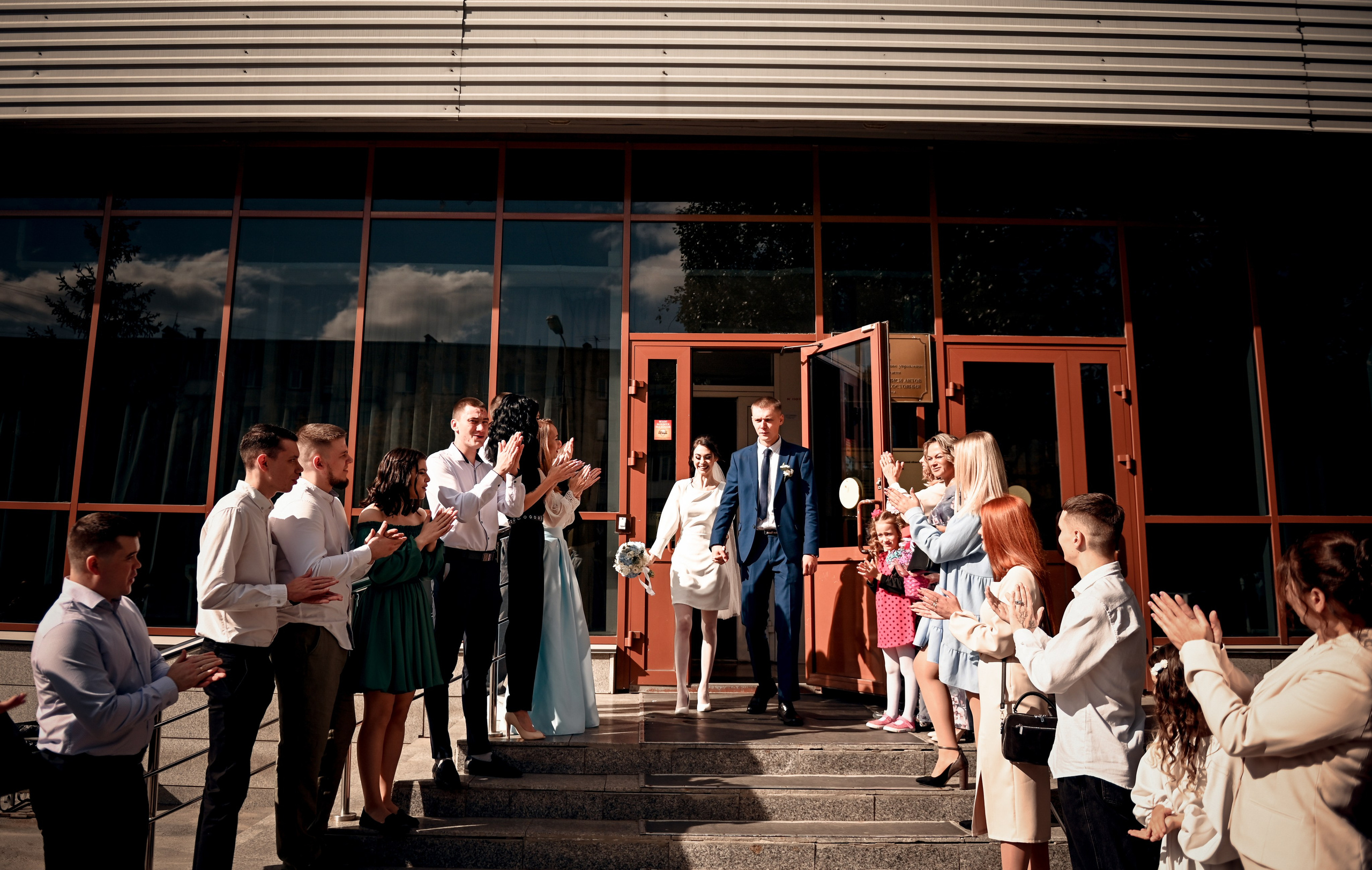 Небольшая часть фото со свадебной съемки Алексея и Даши. Свадебный, семейный, детский, контент фотограф в Омске Максим Ильин