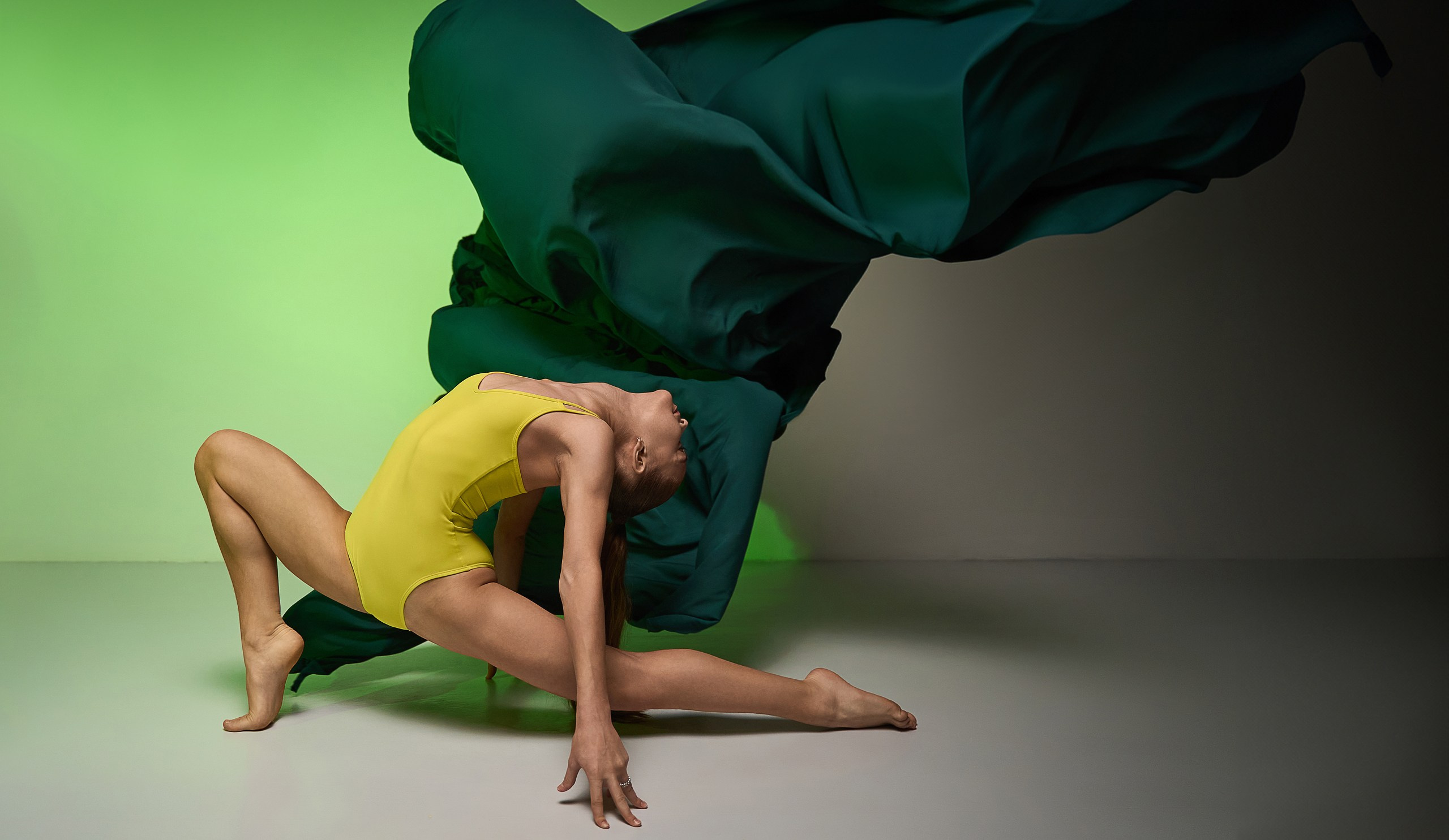 Спортивная фотосессия гимнасток и танцоров в Заволжье. Фотограф в Заволжье Алексей Шабалин