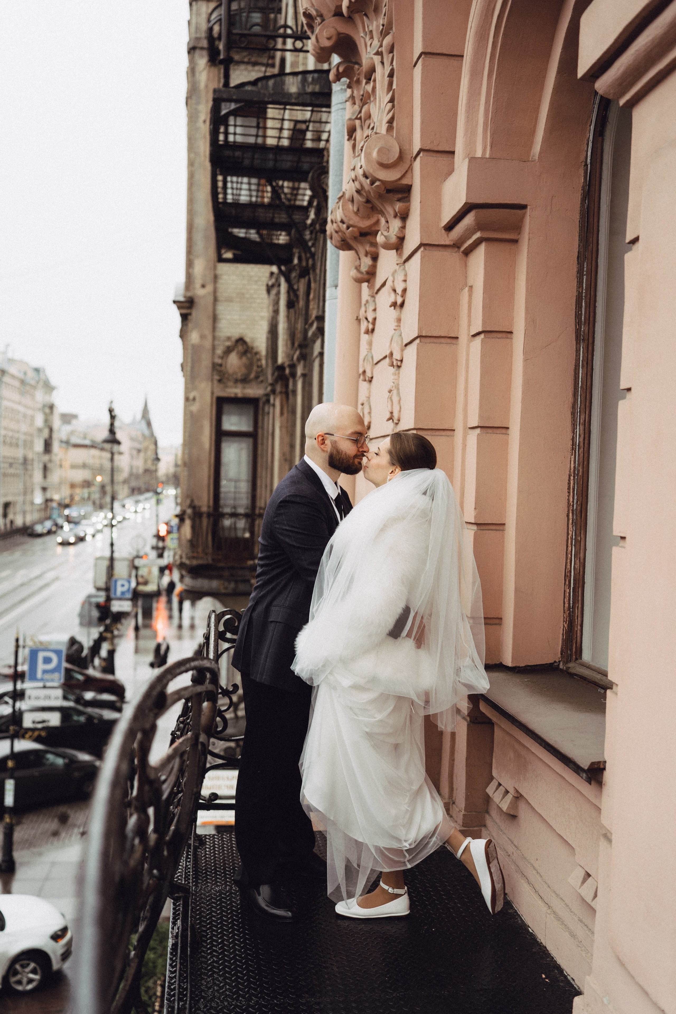 СВАДЕБНАЯ СЬЕМКА ВО ВТОРОМ ДВОРЦЕ (ДЕКАБРЬ) ТАКЖЕ СЬЕМКА В СТУДИИ НА ЧЕРНЫШЕВСКОЙ. Профессиональный фотограф, Санкт-Петербург — Виктория Богомолова