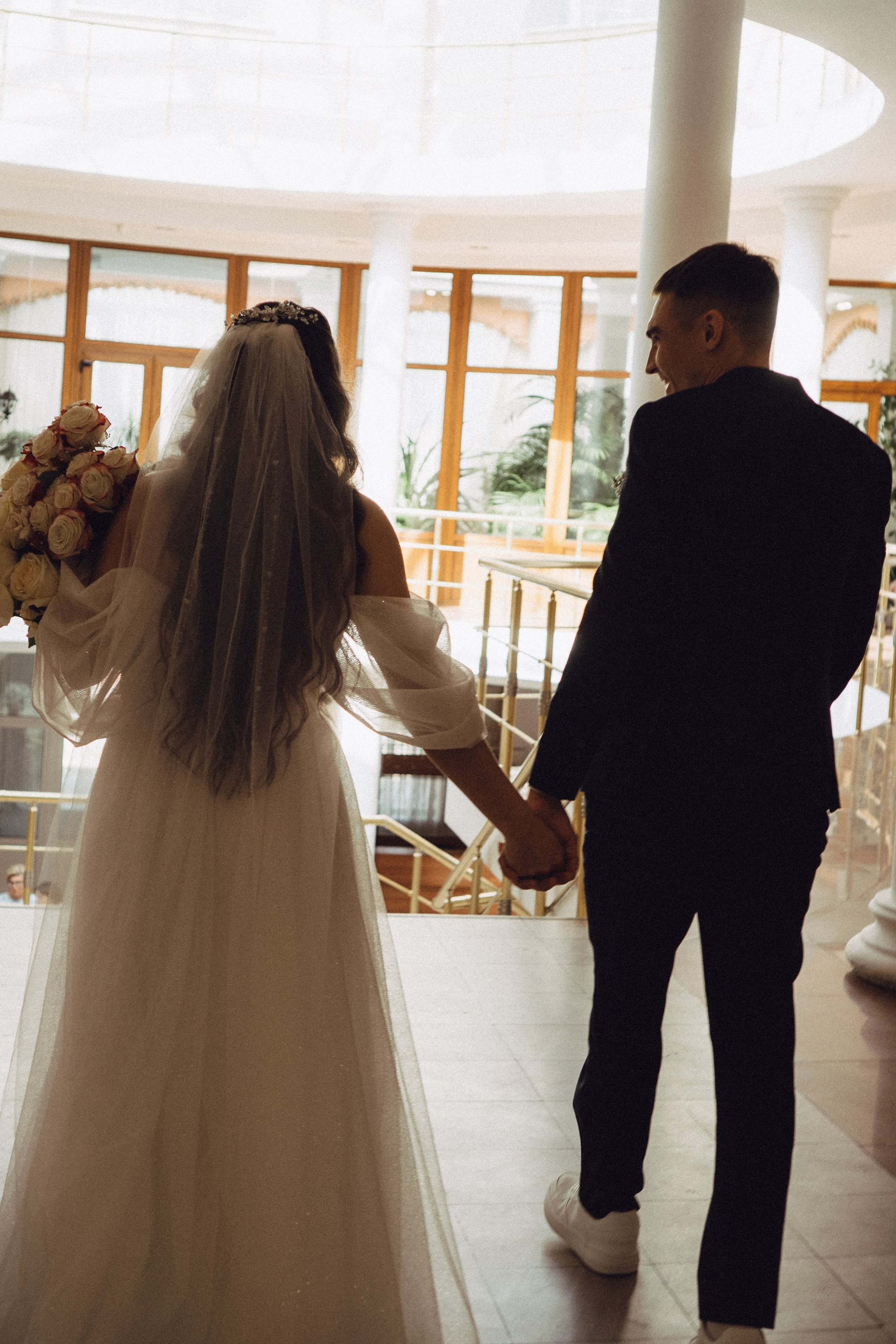 СВАДЕБНАЯ СЬЕМК В ПАРКЕ 300-ЛЕТИЯ. Профессиональный фотограф, Санкт-Петербург — Виктория Богомолова