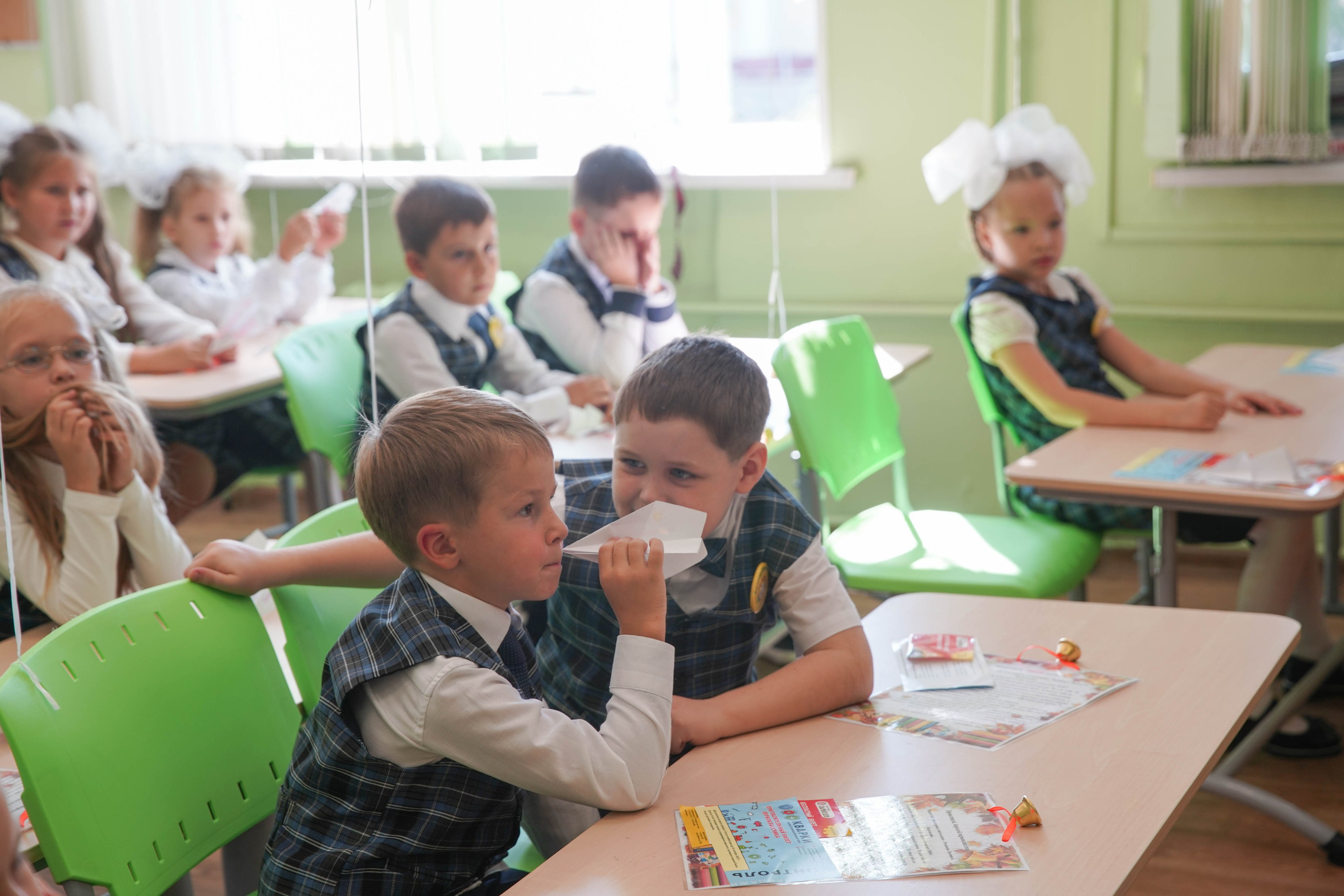 Первый класс линейка, в классе, портреты. Семейный и детский фотограф в Нижнем Новгороде